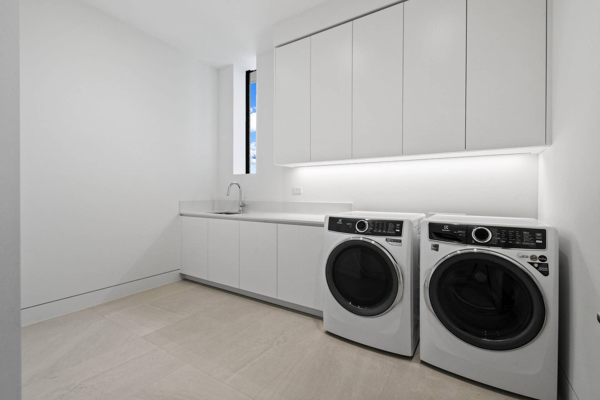 10959 Monte Rosa Drive, Palm Beach Gardens, FL 33412 Laundry Room