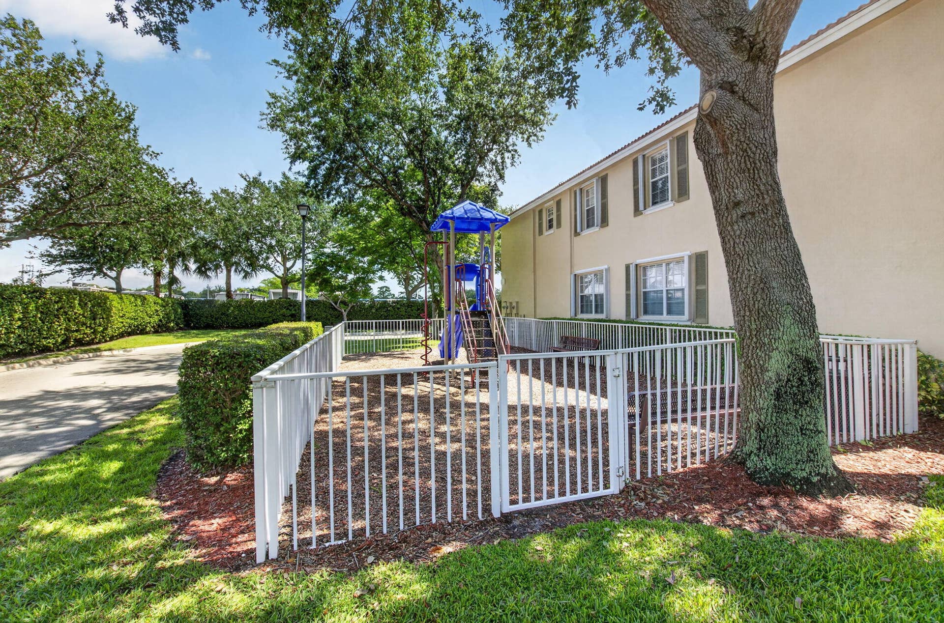 1418 W Wickham Circle, #B, Delray Beach, FL 33445 30-web-or-mls-DSC_5099