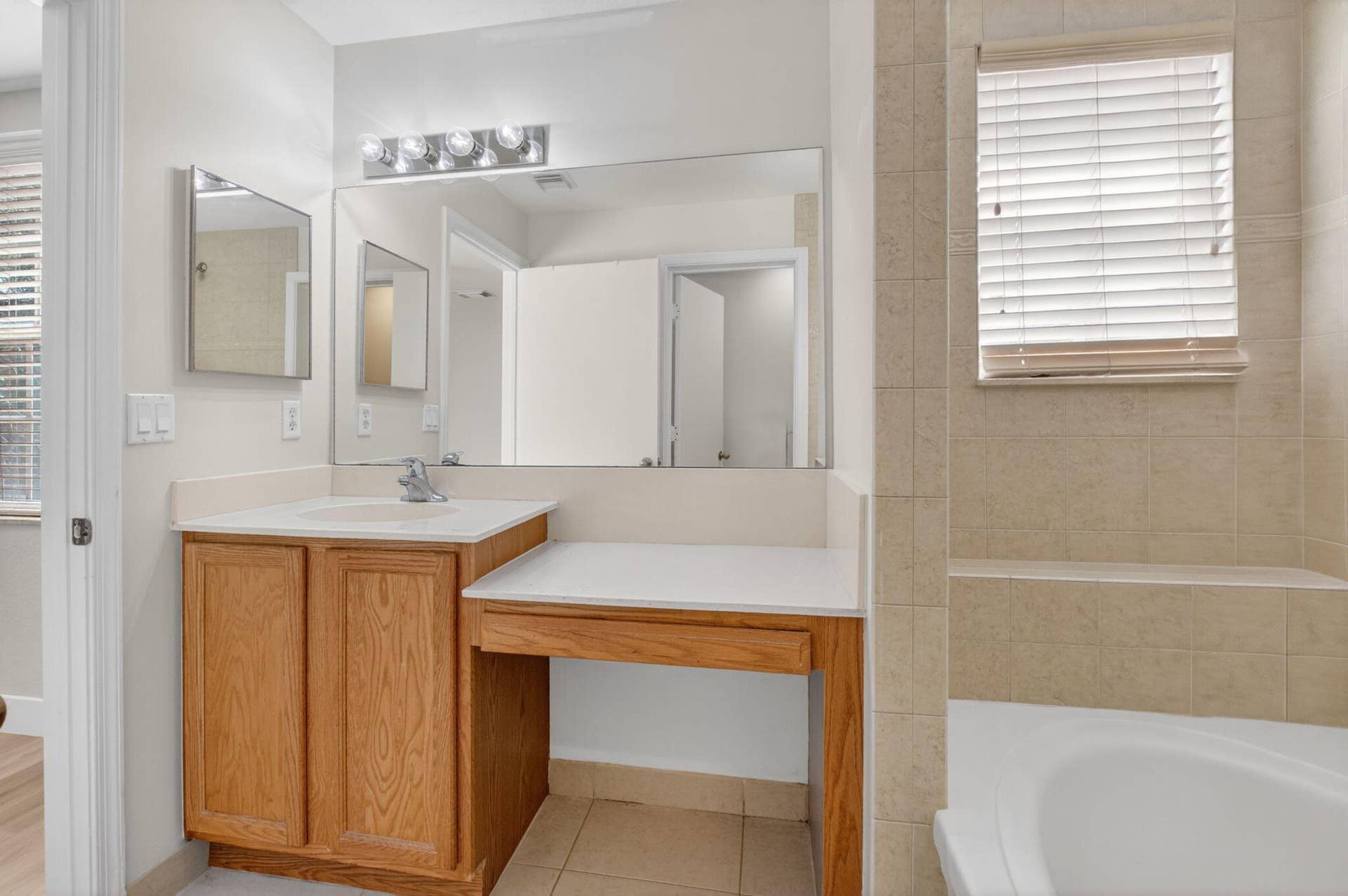 1418 W Wickham Circle, #B, Delray Beach, FL 33445 19-web-or-mls-DSC_5033