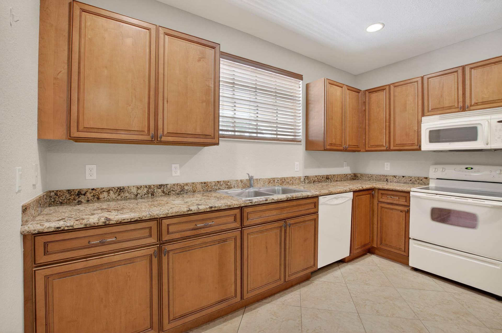 1418 W Wickham Circle, #B, Delray Beach, FL 33445 10-web-or-mls-DSC_4987