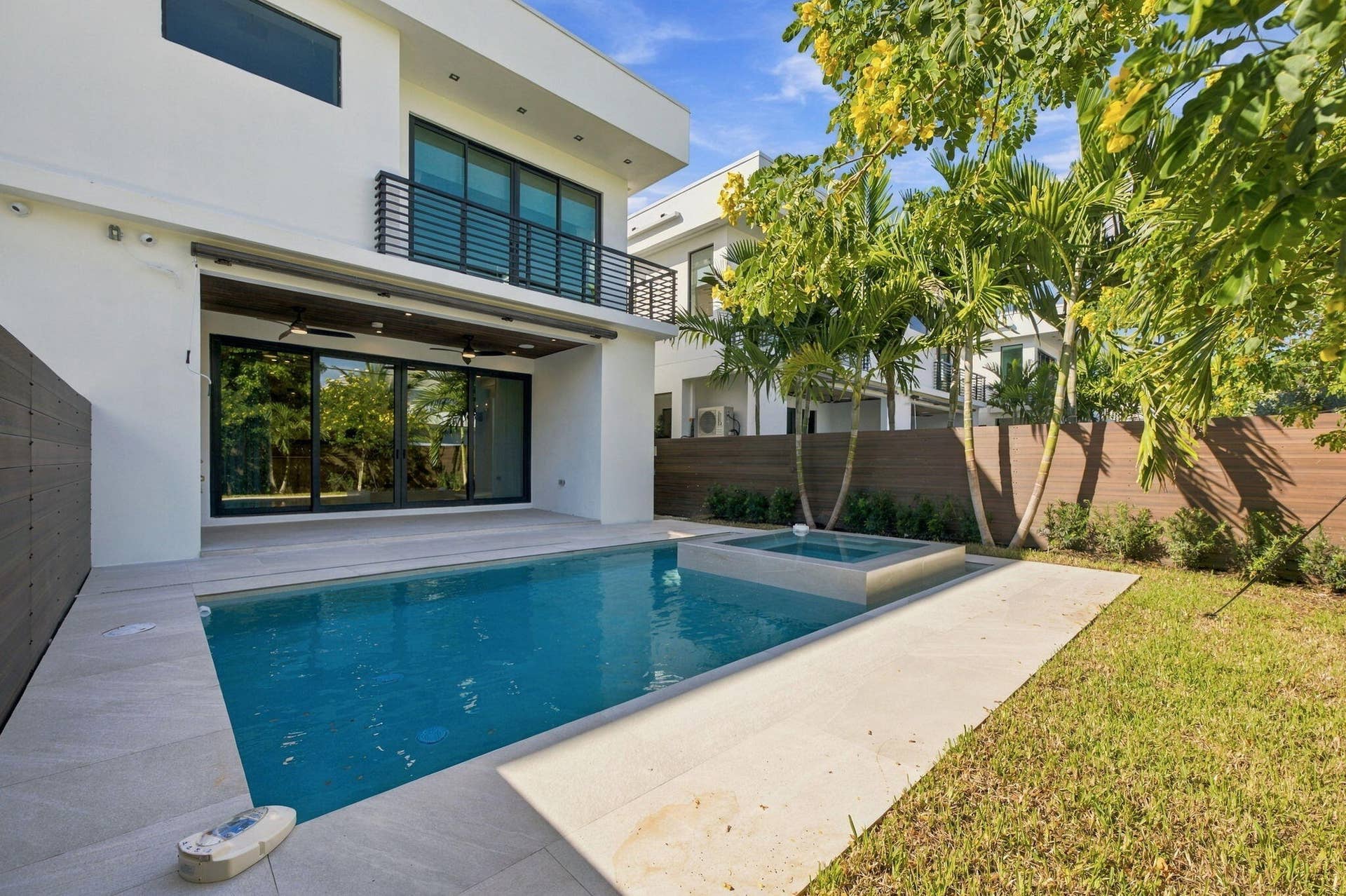 41-web-or-mls-1015-ne-3rd-st