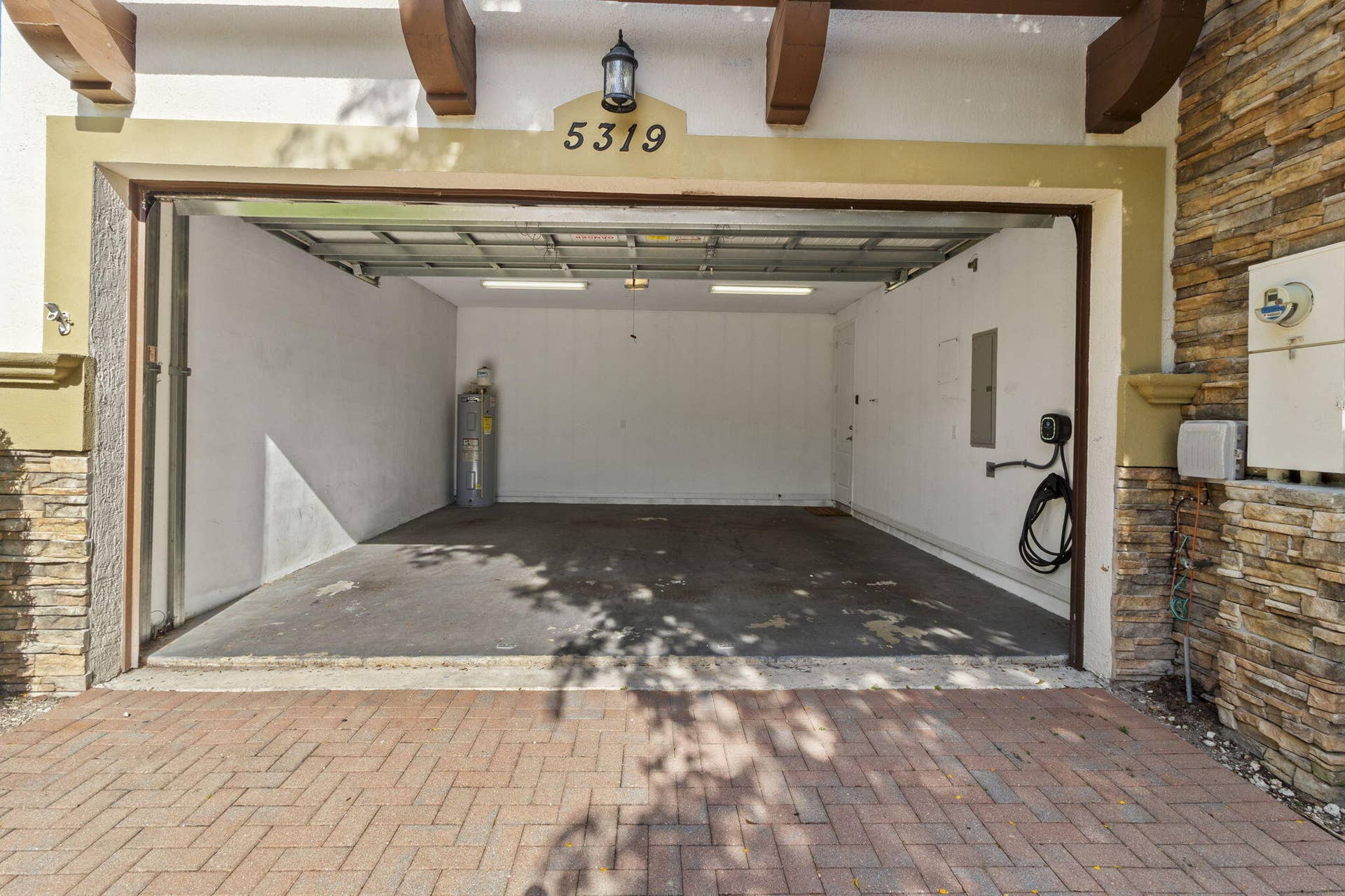 5319 Falcon Trail, Davie, FL 33314 54-web-or-mls-IMG_7295