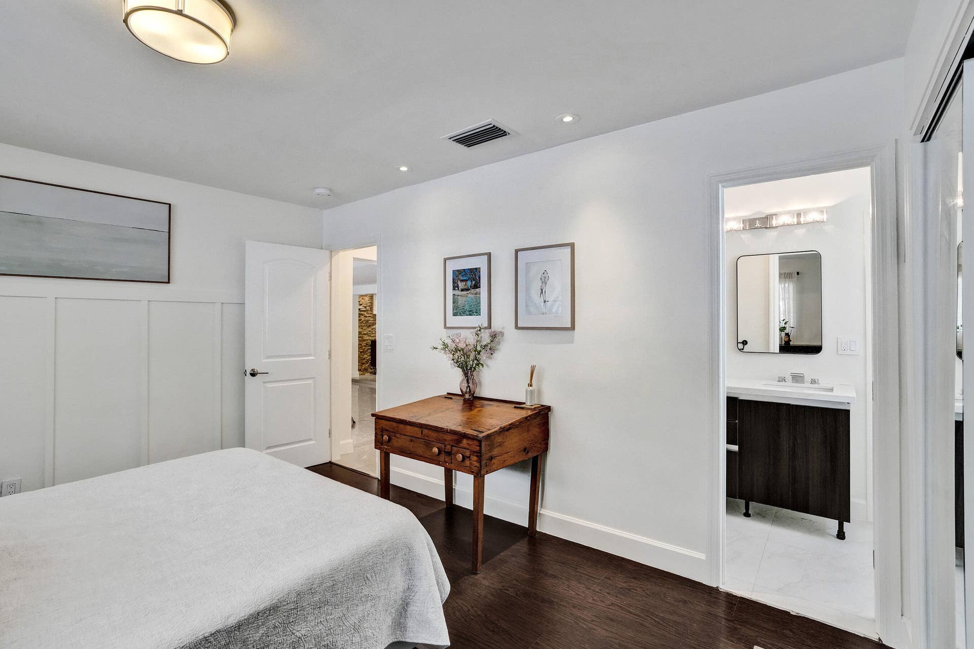 5830 NE 21st Terrace, Fort Lauderdale, FL 33308 DSC09654
