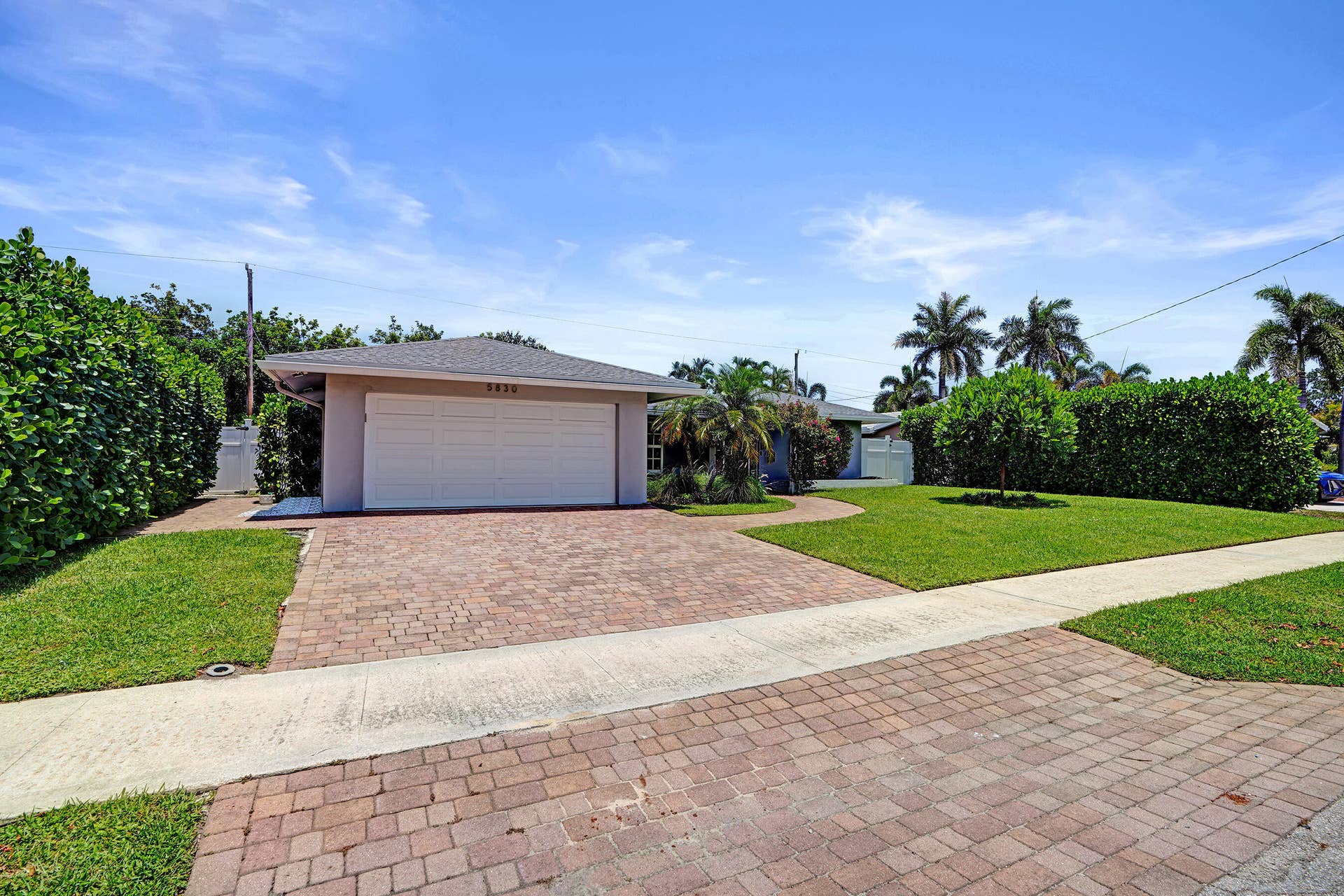 5830 NE 21st Terrace, Fort Lauderdale, FL 33308 DSC09780
