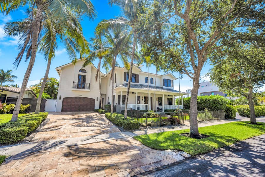 Property photo for 1958 Harbourview Drive, Fort Lauderdale, FL