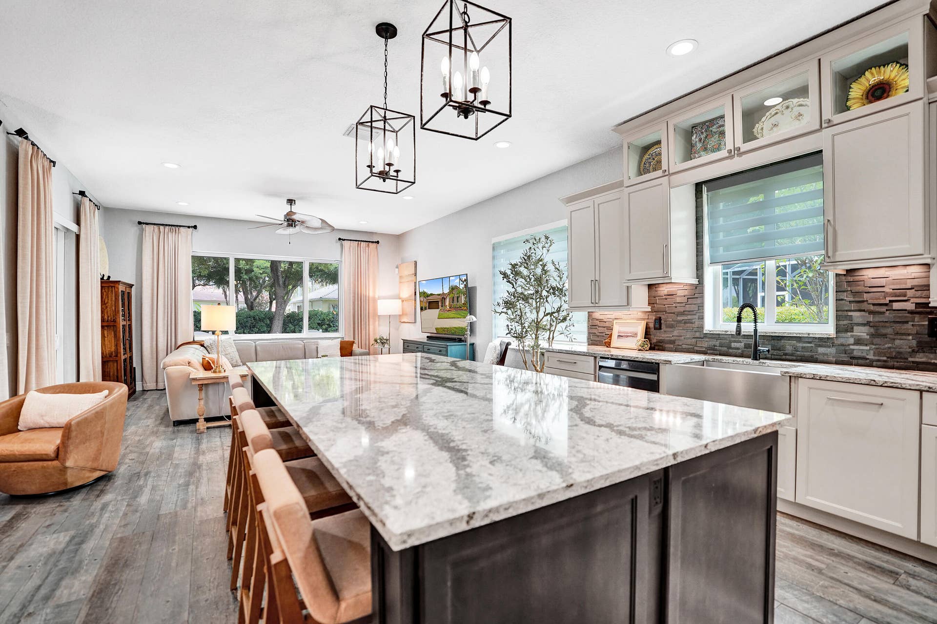 706 Tulip Circle, Weston, FL 33327 DSC07135