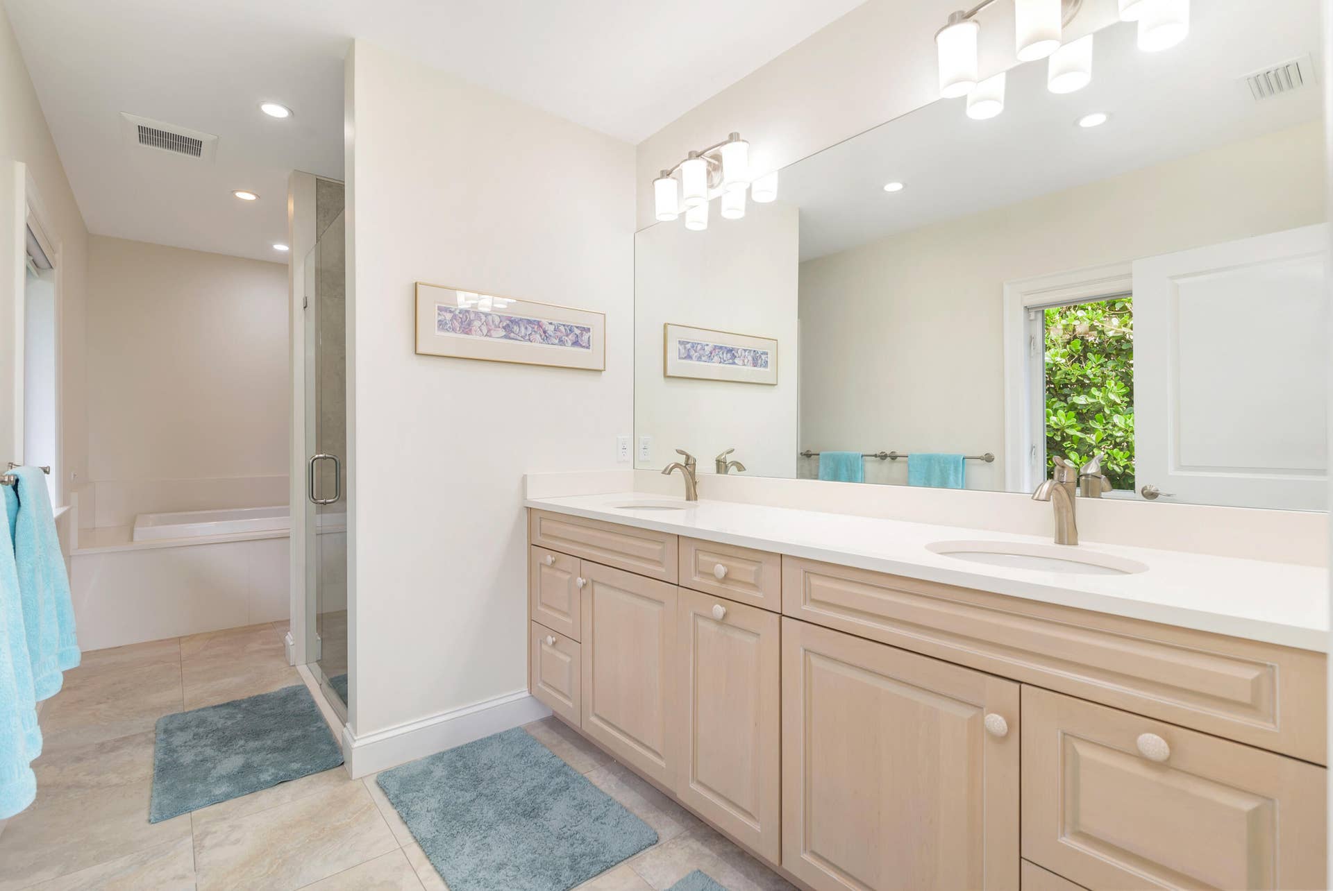 1426 N Ocean Boulevard, Palm Beach, FL 33480 1426 Primary Bathroom