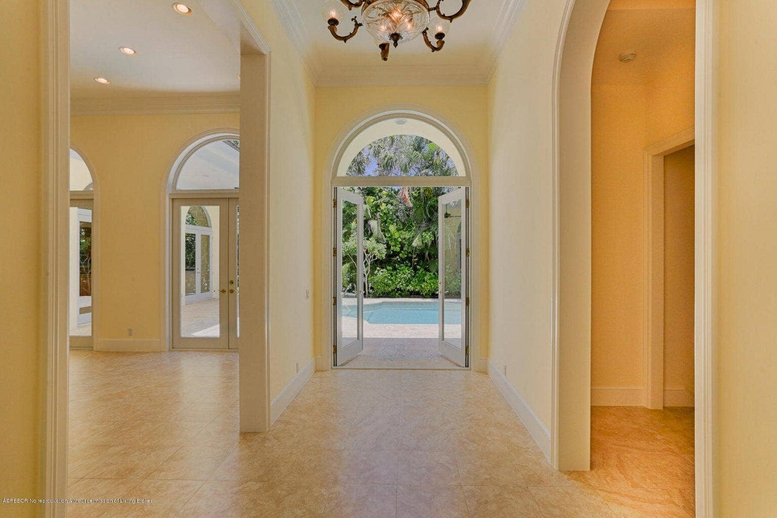 1426 N Ocean Boulevard, Palm Beach, FL 33480 1431 Entry