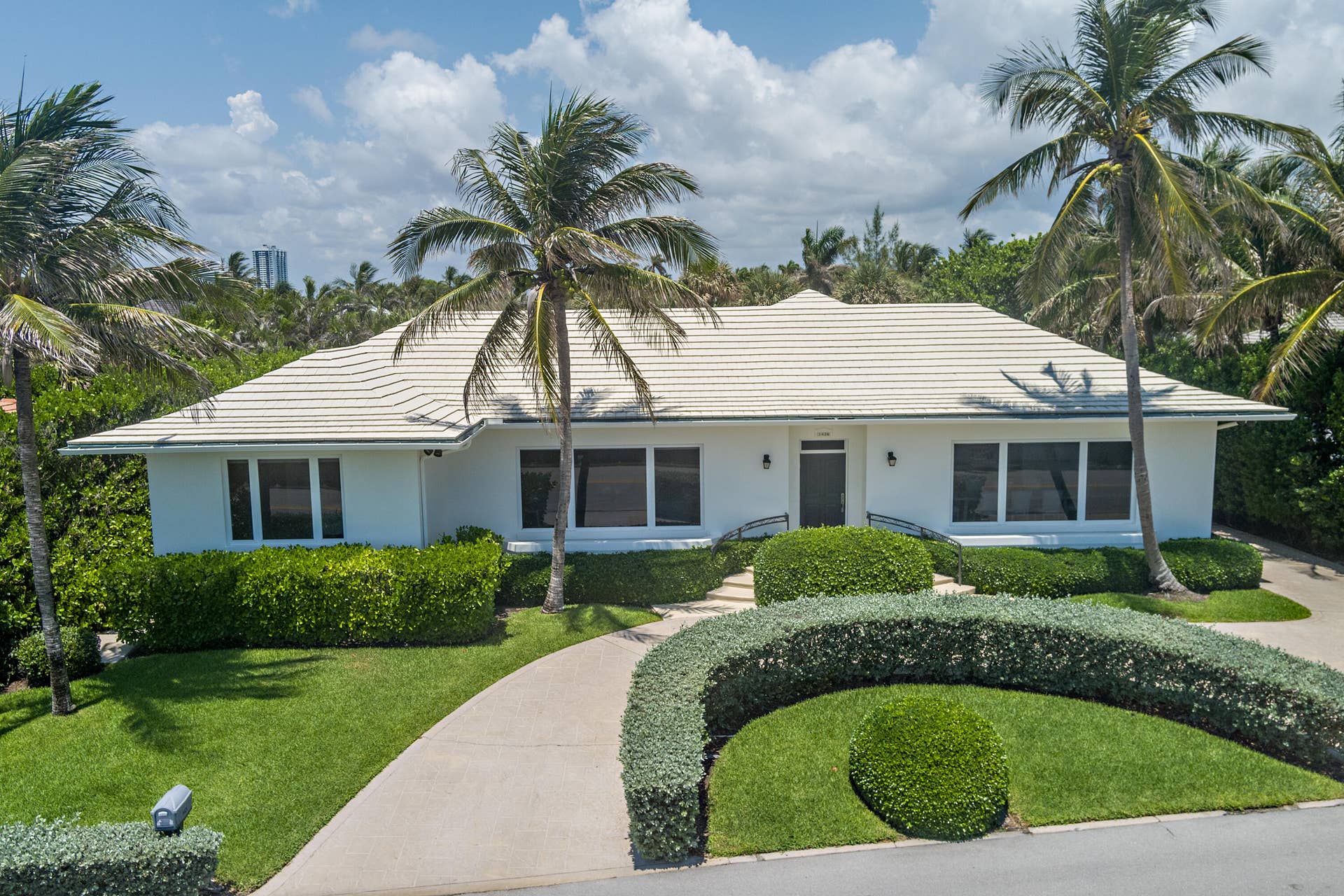 1426 N Ocean Boulevard, Palm Beach, FL 33480 1426 N Ocean