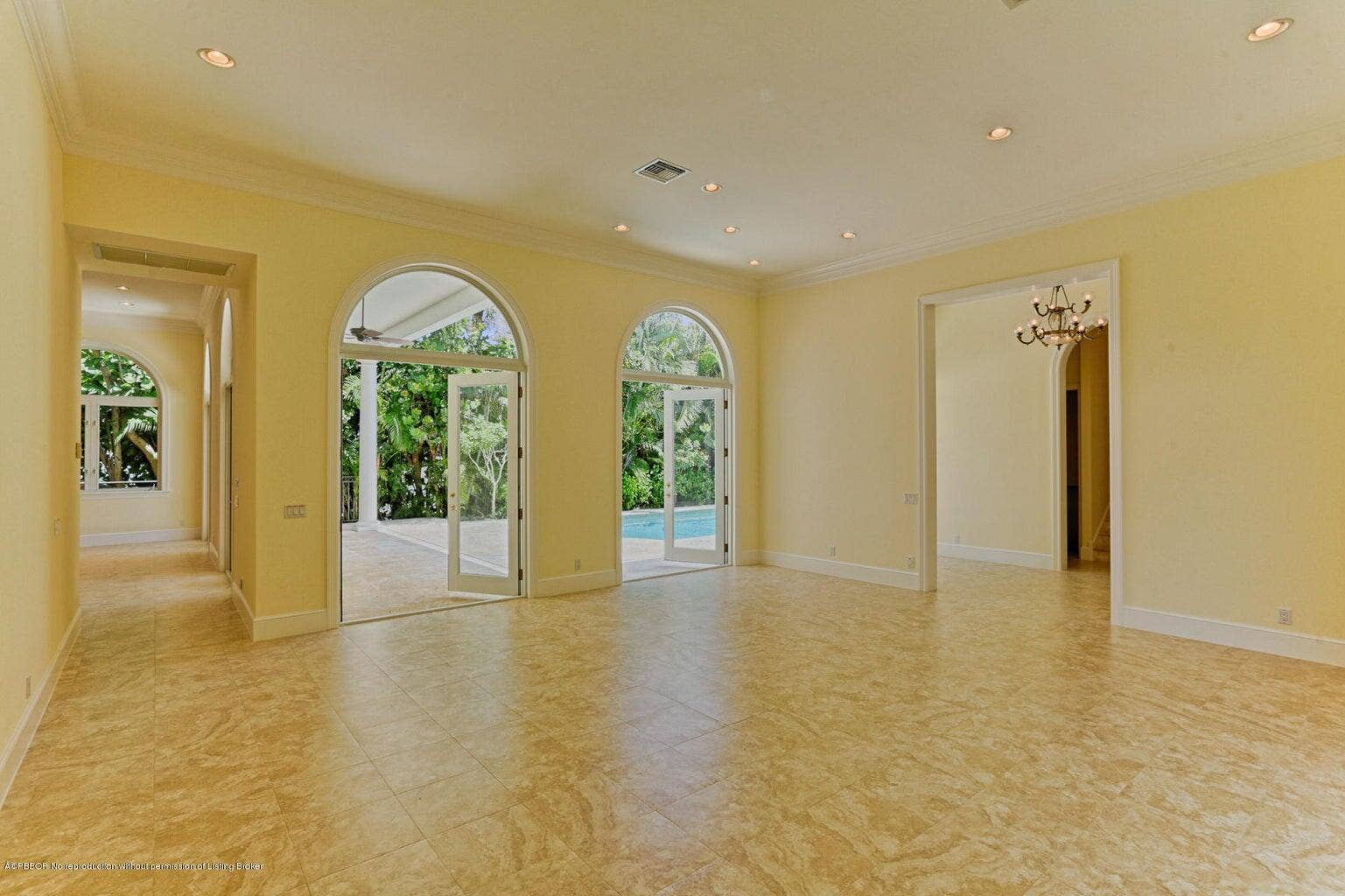 1426 N Ocean Boulevard, Palm Beach, FL 33480 1431 Living Room