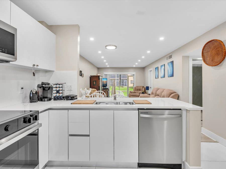 Property photo for 100 Ashbury Road, #103, Hollywood, FL