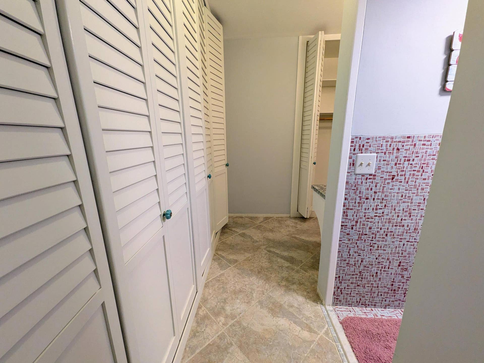 3600 Galt Ocean Drive, #4c, Fort Lauderdale, FL 33308 Primary bathroom closet