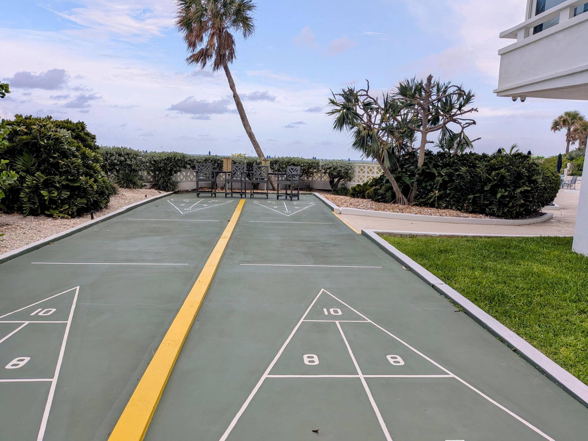 3600 Galt Ocean Drive, #4c, Fort Lauderdale, FL 33308 Shuffle Board