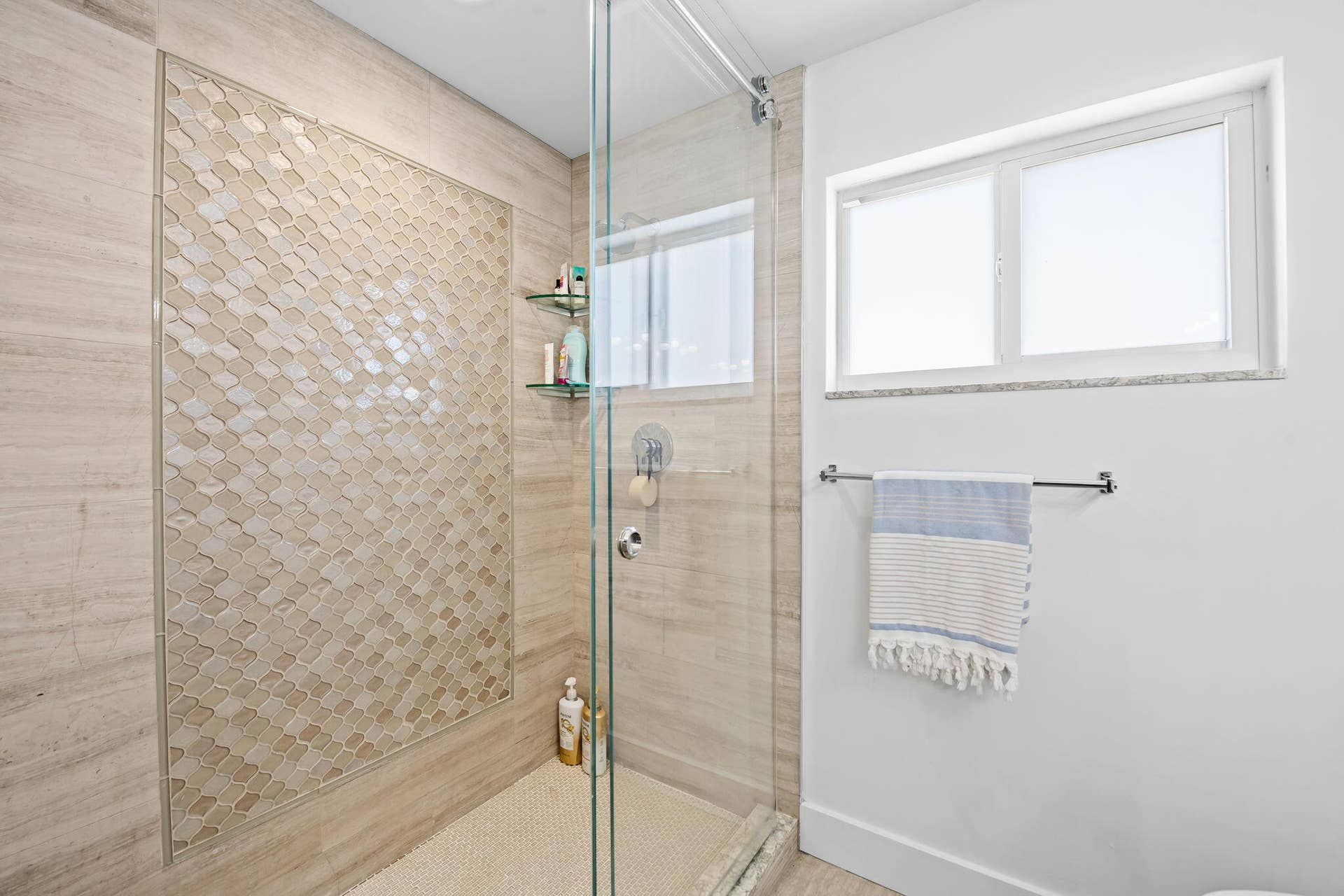 3051 NE 46th Street, Fort Lauderdale, FL 33308 21-web-or-mls-DSC_7729