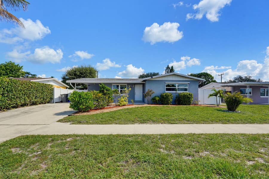 Property photo for 6091 Fair Green Road, West Palm Beach, FL