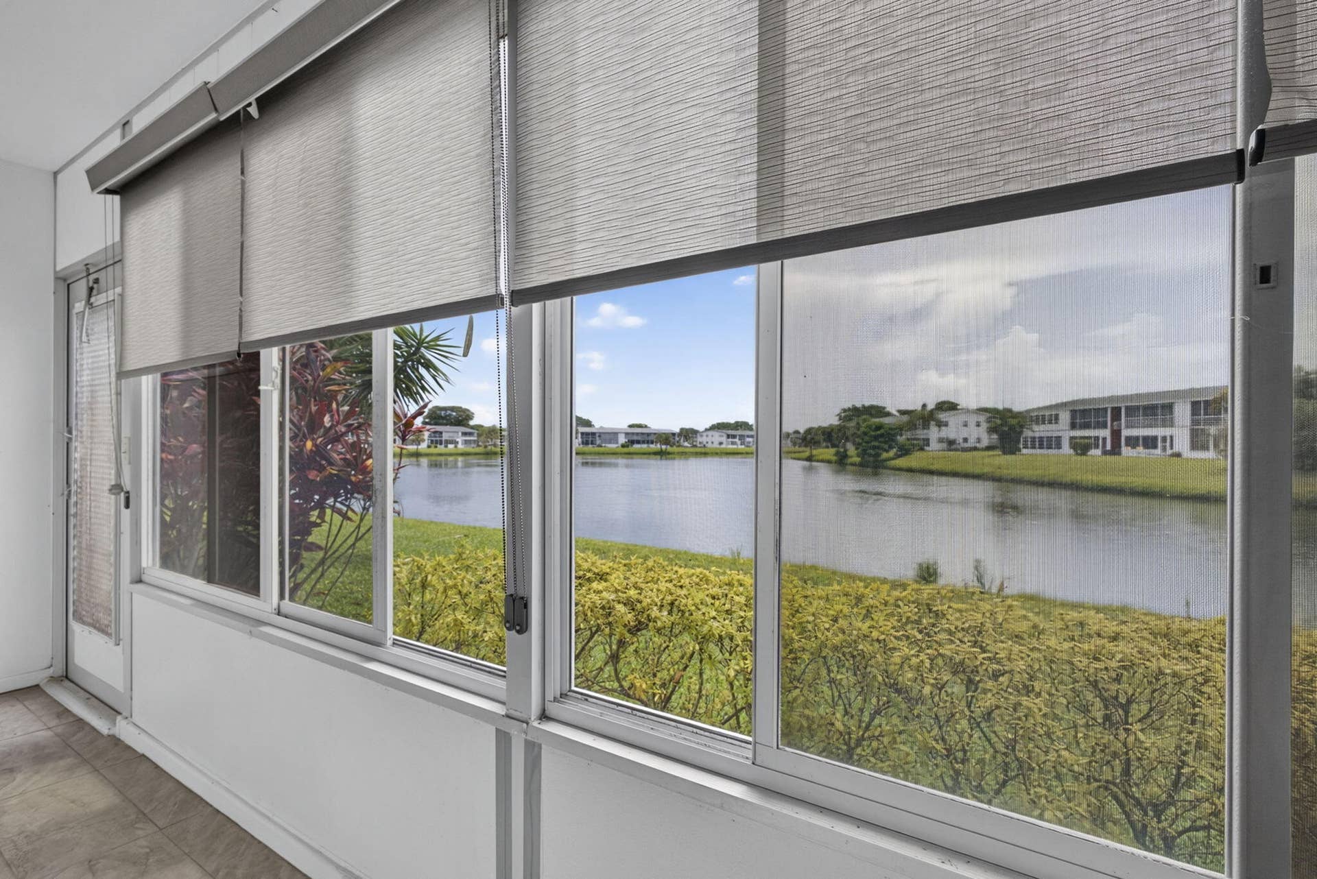127 Chatham F, West Palm Beach, FL 33417 30-web-or-mls-BS1A5661 (1)