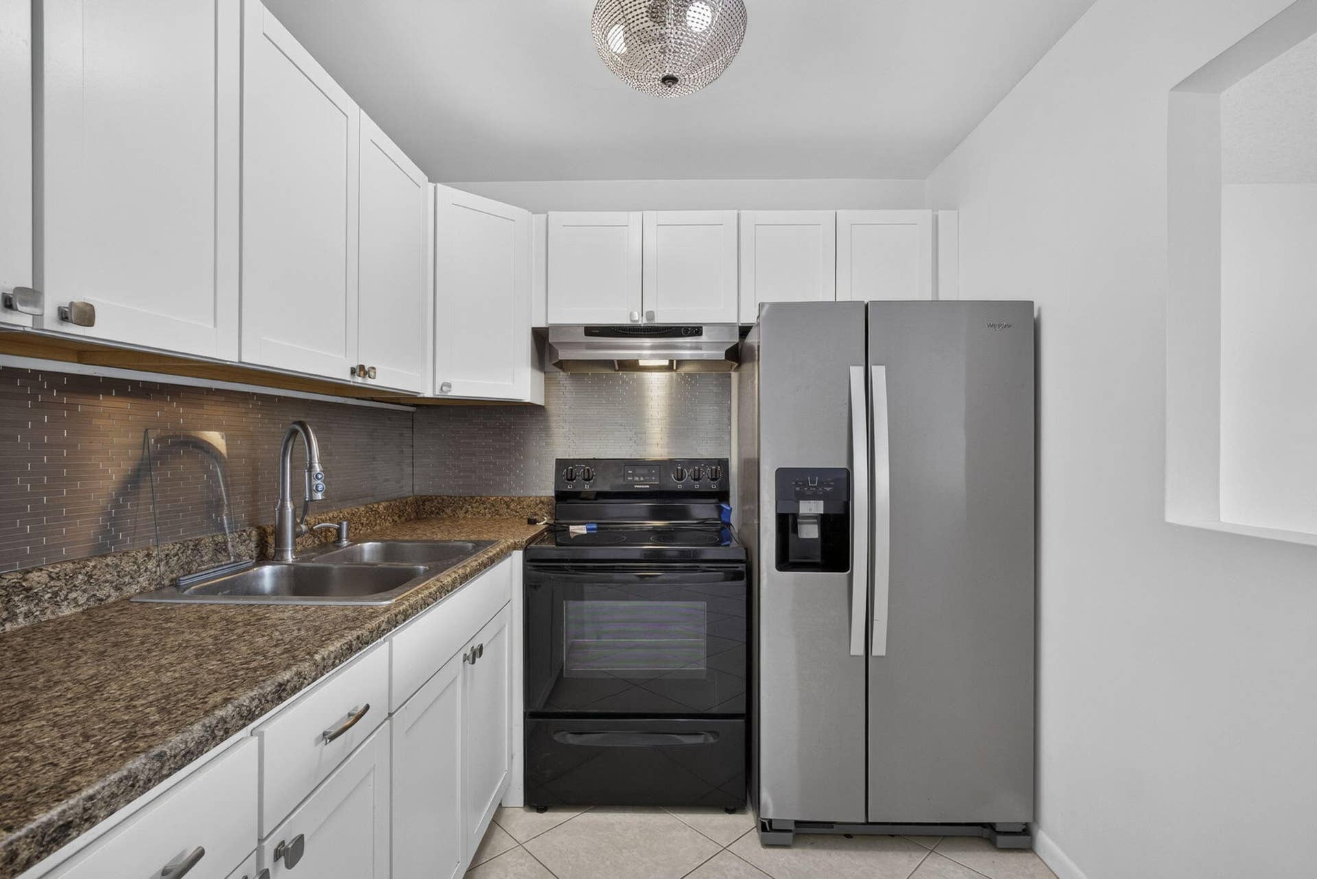 127 Chatham F, West Palm Beach, FL 33417 18-web-or-mls-BS1A5688