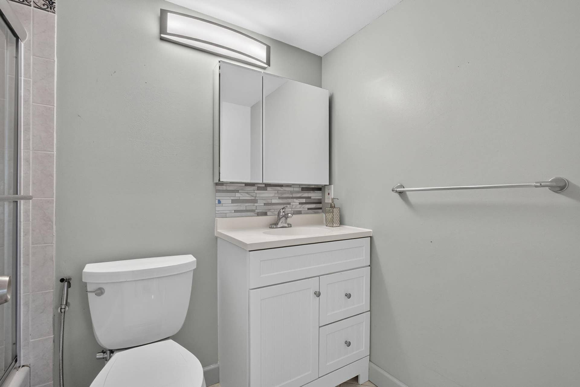 127 Chatham F, West Palm Beach, FL 33417 23-web-or-mls-BS1A5626