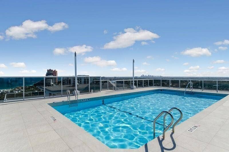 VV pool 2