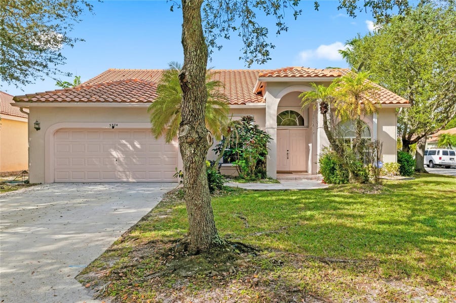 Property photo for 5374 NW 57th Avenue, Coral Springs, FL