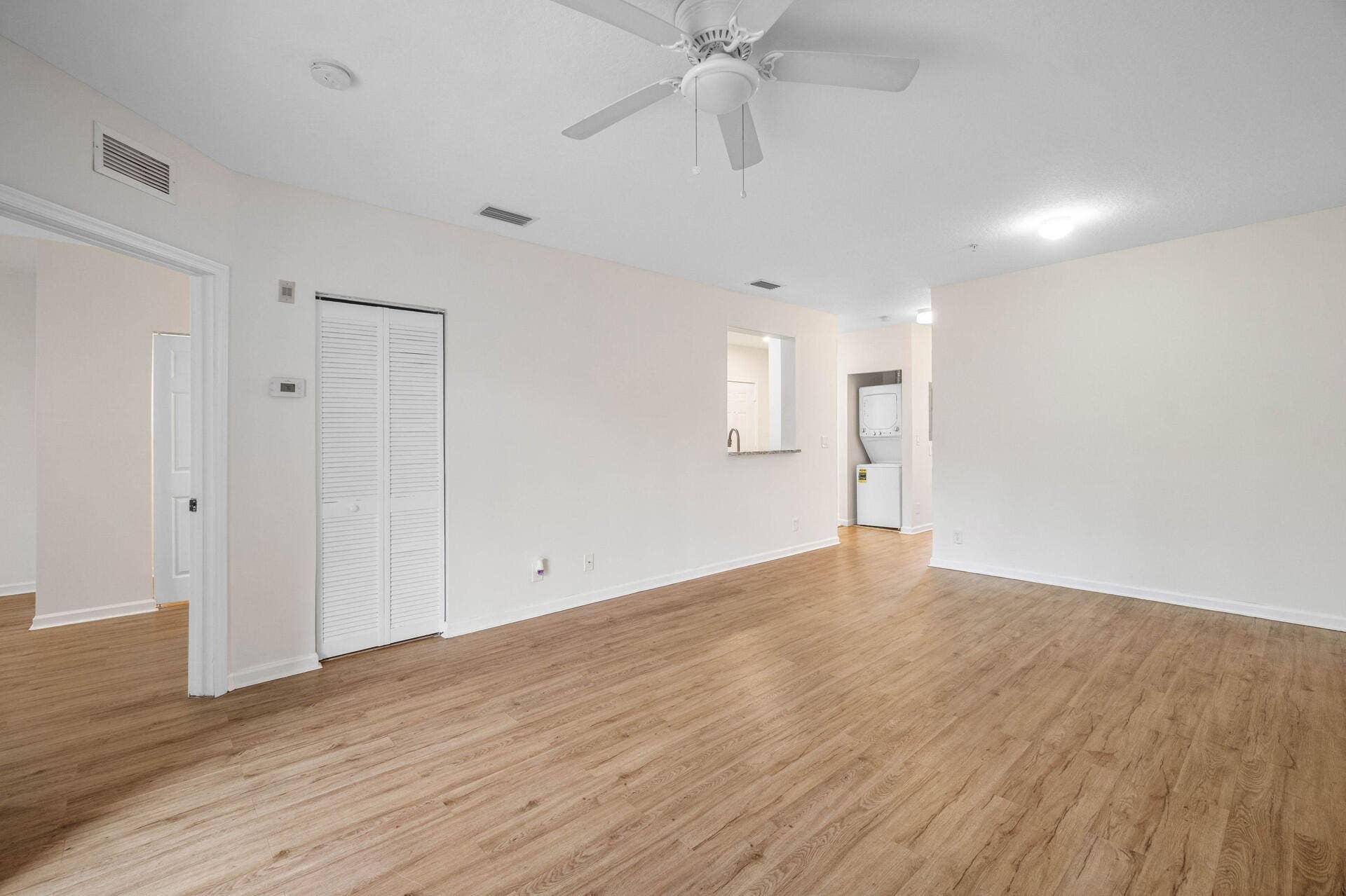 1161 Golden Lakes Boulevard, #1325, West Palm Beach, FL 33411 social area