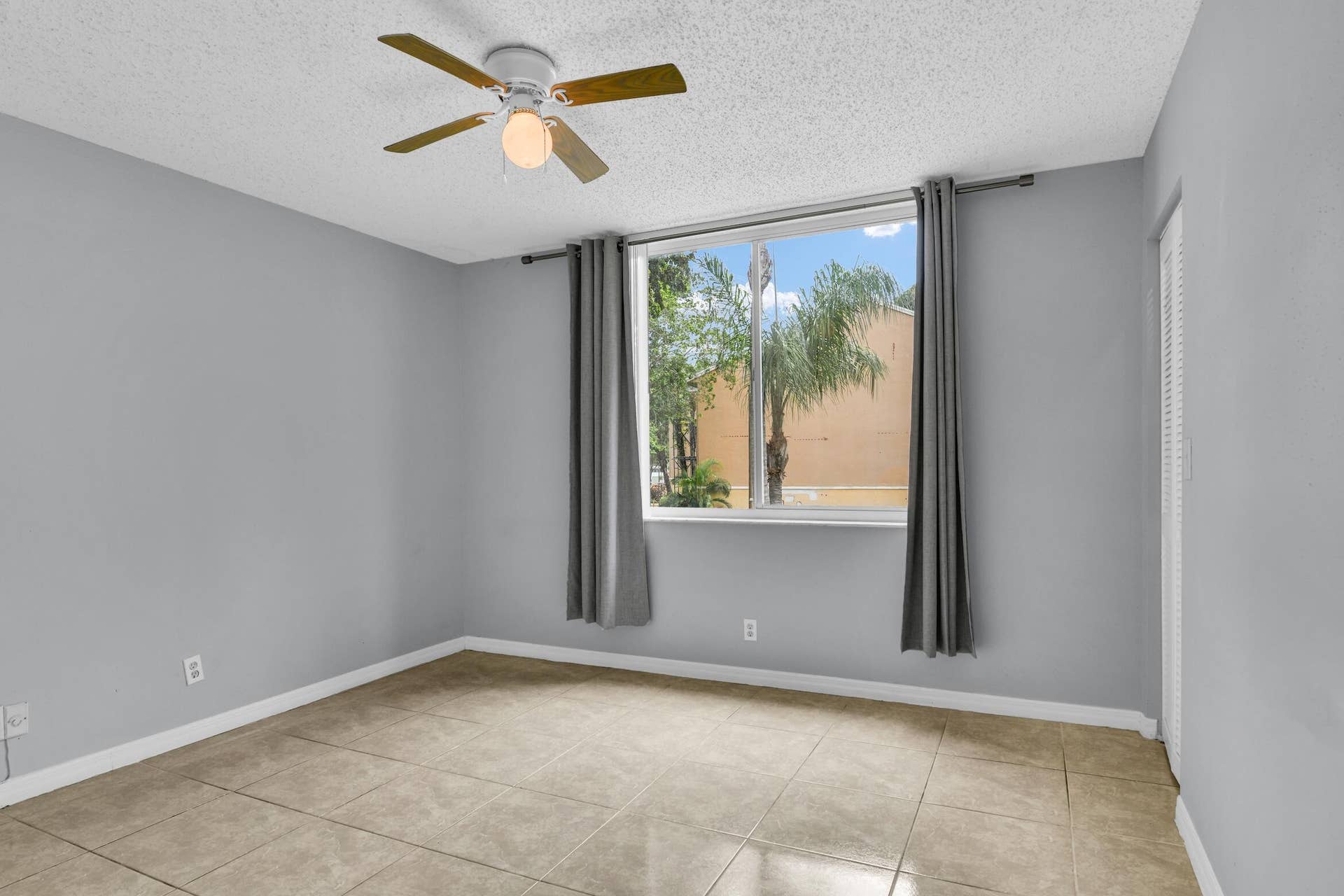 3995 W McNab Rd Pompano Beach --18