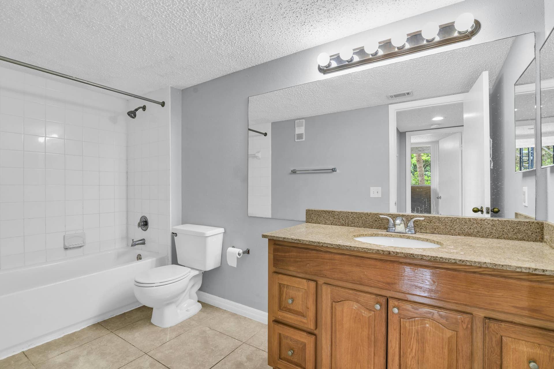 3995 W McNab Rd Pompano Beach --33
