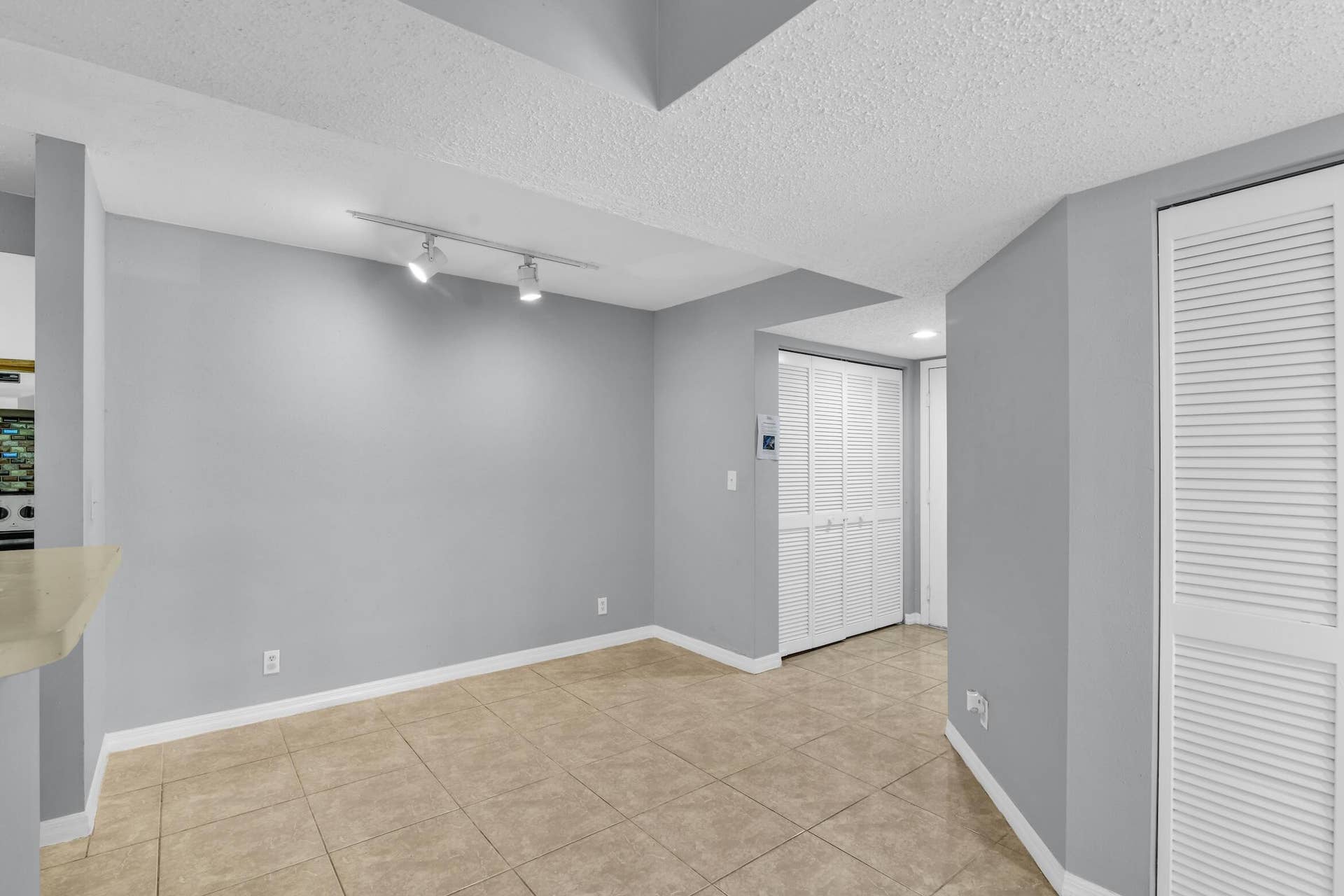 3995 W McNab Rd Pompano Beach --5