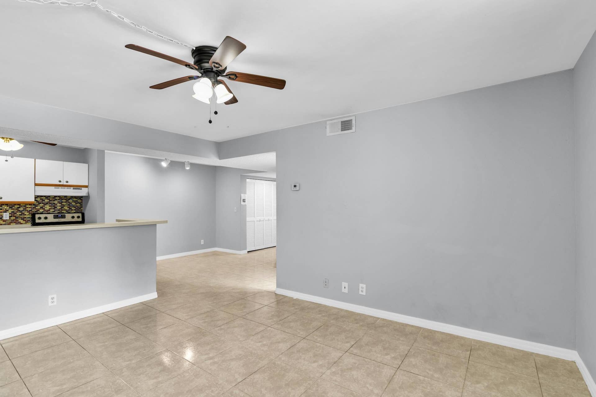 3995 W McNab Rd Pompano Beach --14