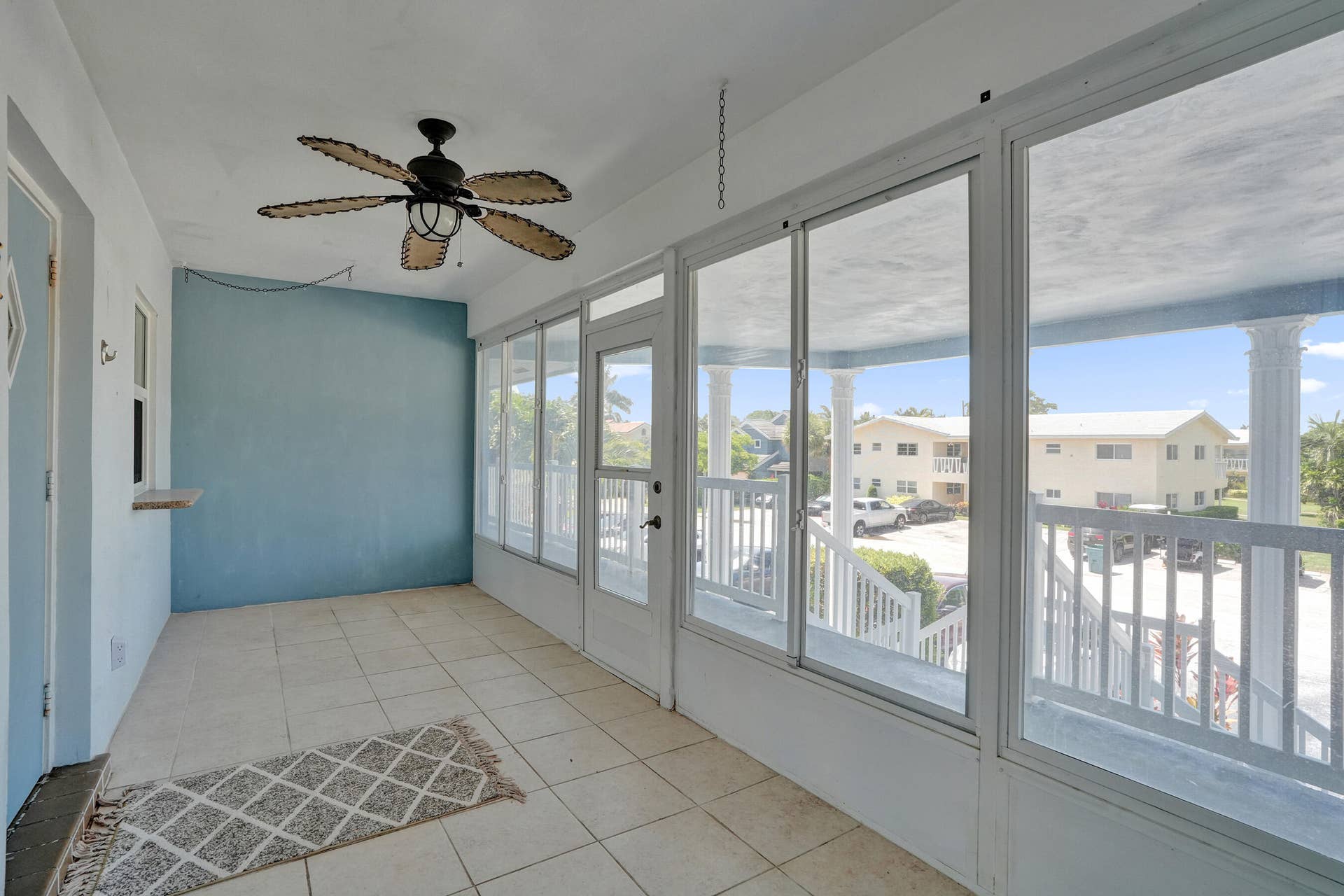 2734 NE 27th Court, #17, Lighthouse Point, FL 33064 DSC01397