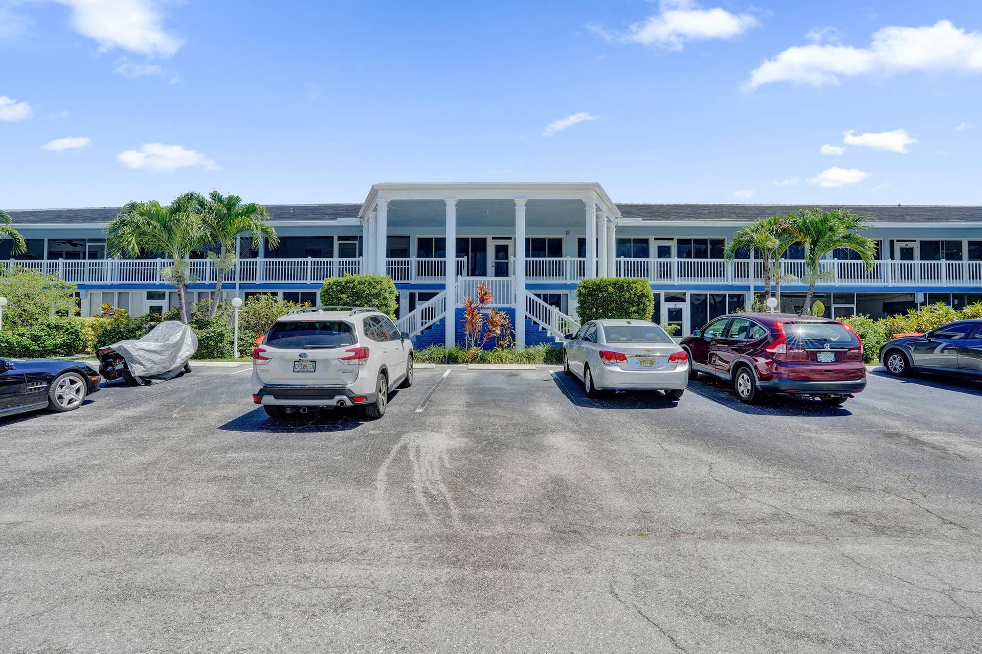 2734 NE 27th Court, #17, Lighthouse Point, FL 33064 DSC01514