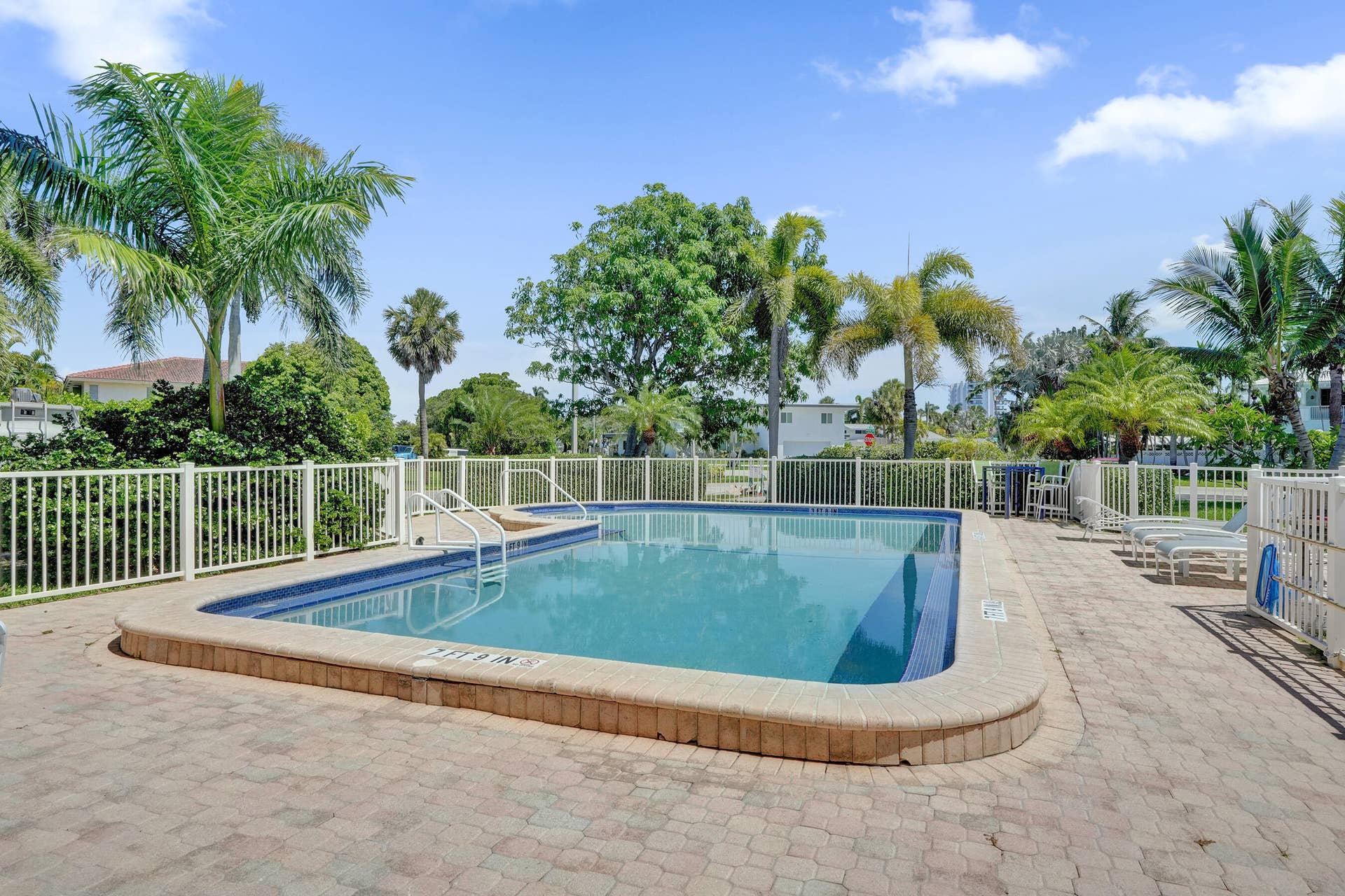 2734 NE 27th Court, #17, Lighthouse Point, FL 33064 DSC01499