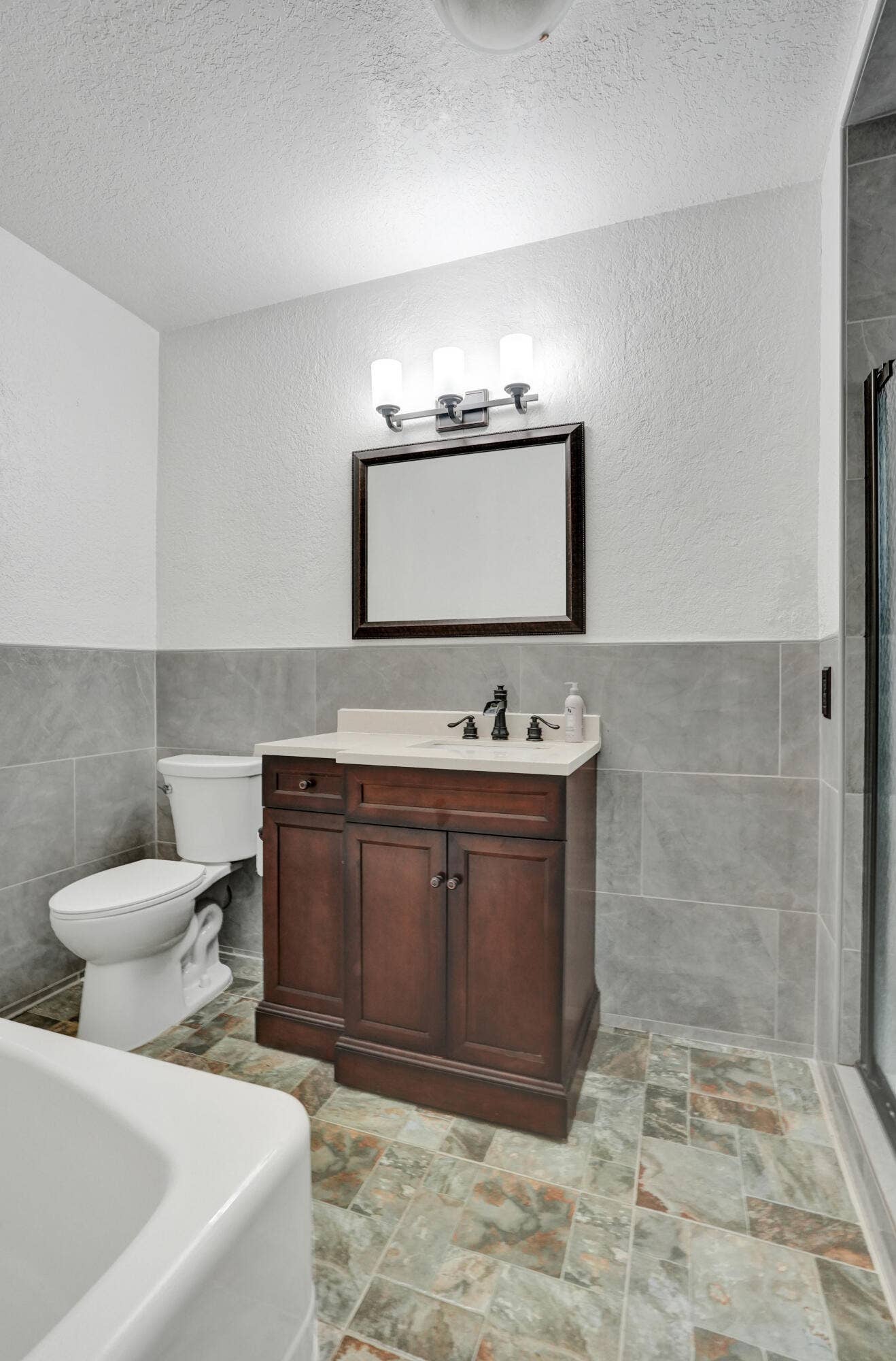 2734 NE 27th Court, #17, Lighthouse Point, FL 33064 DSC01475
