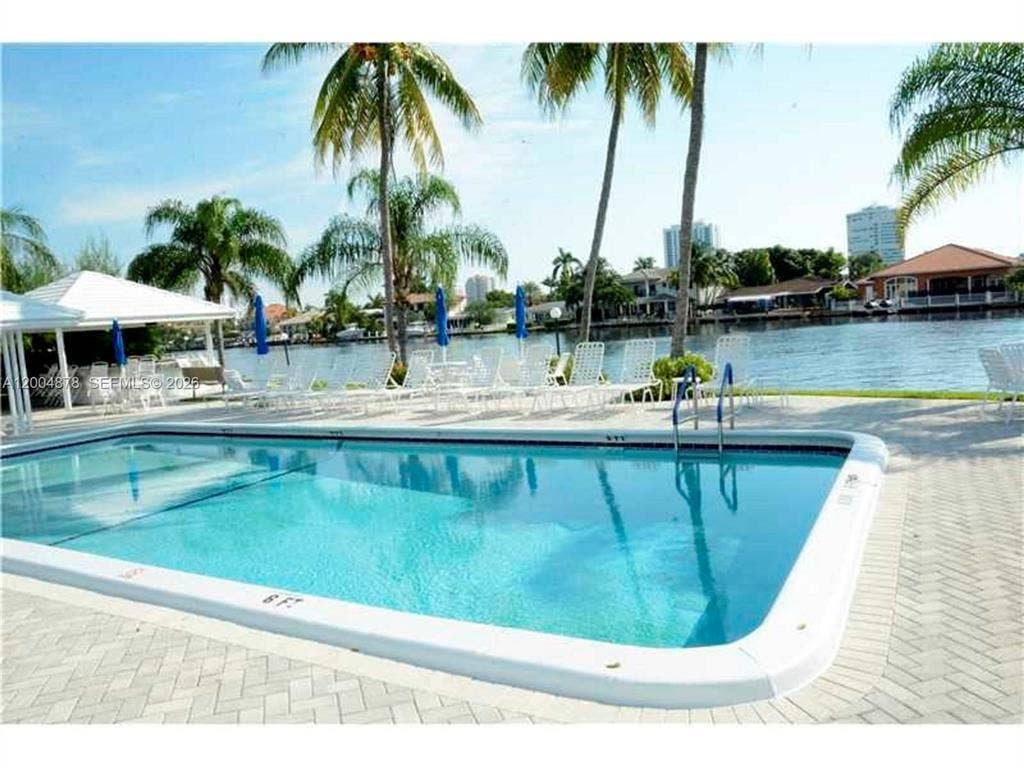 6207 Bay Club Drive, #1, Fort Lauderdale, Fort Lauderdale, FL 33308 GetMedia (68)