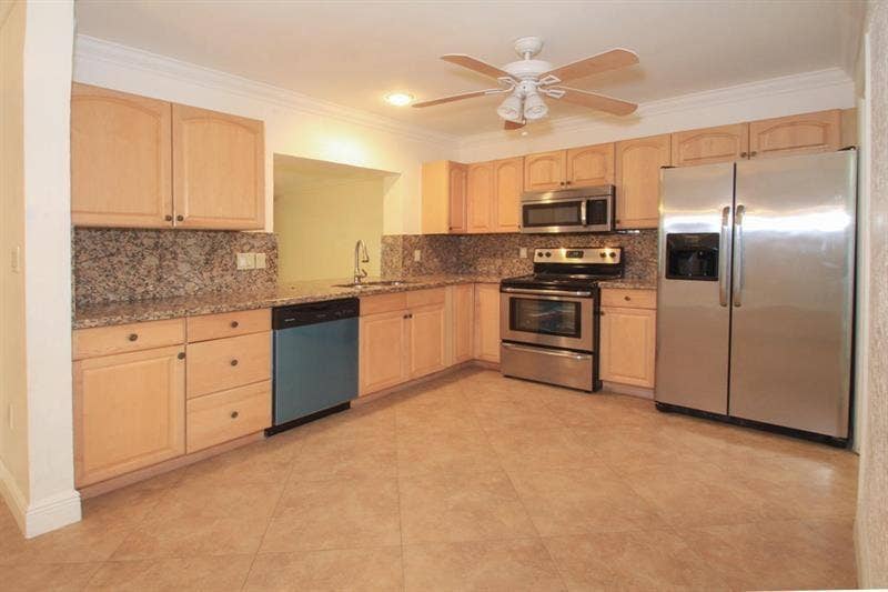 98 Seminole Lane, Boca Raton, FL 33487 98 Seminole 5