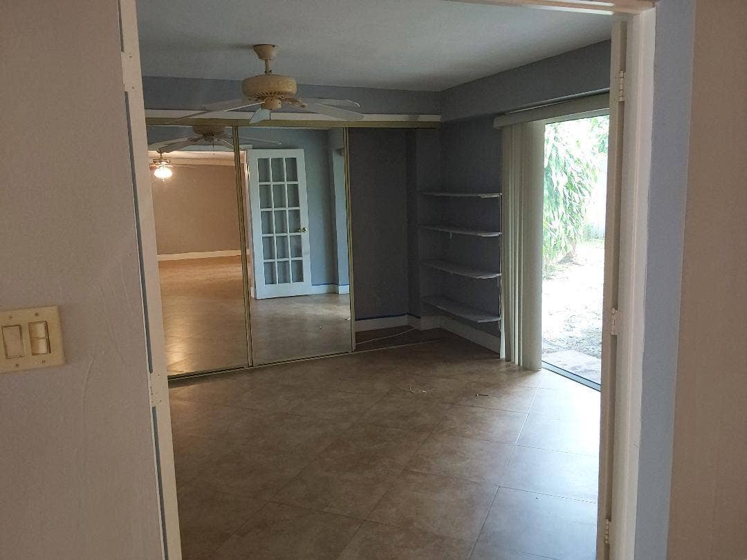 98 Seminole Lane, Boca Raton, FL 33487 Den/studio/office/5th bedroom.