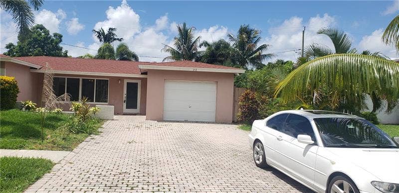 98 Seminole Lane, Boca Raton, FL 33487 98 Seminole 2