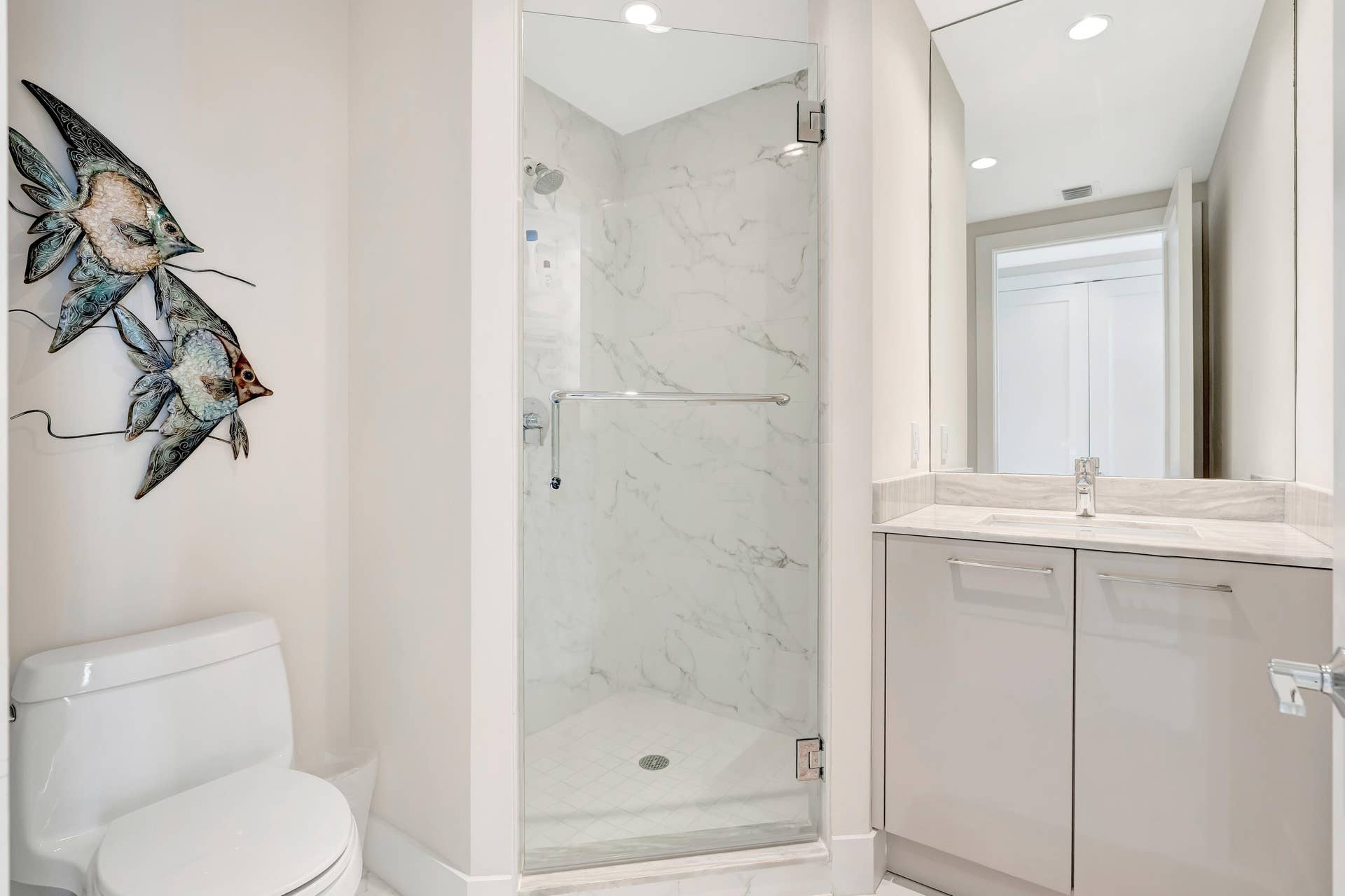 Guest Bath 2