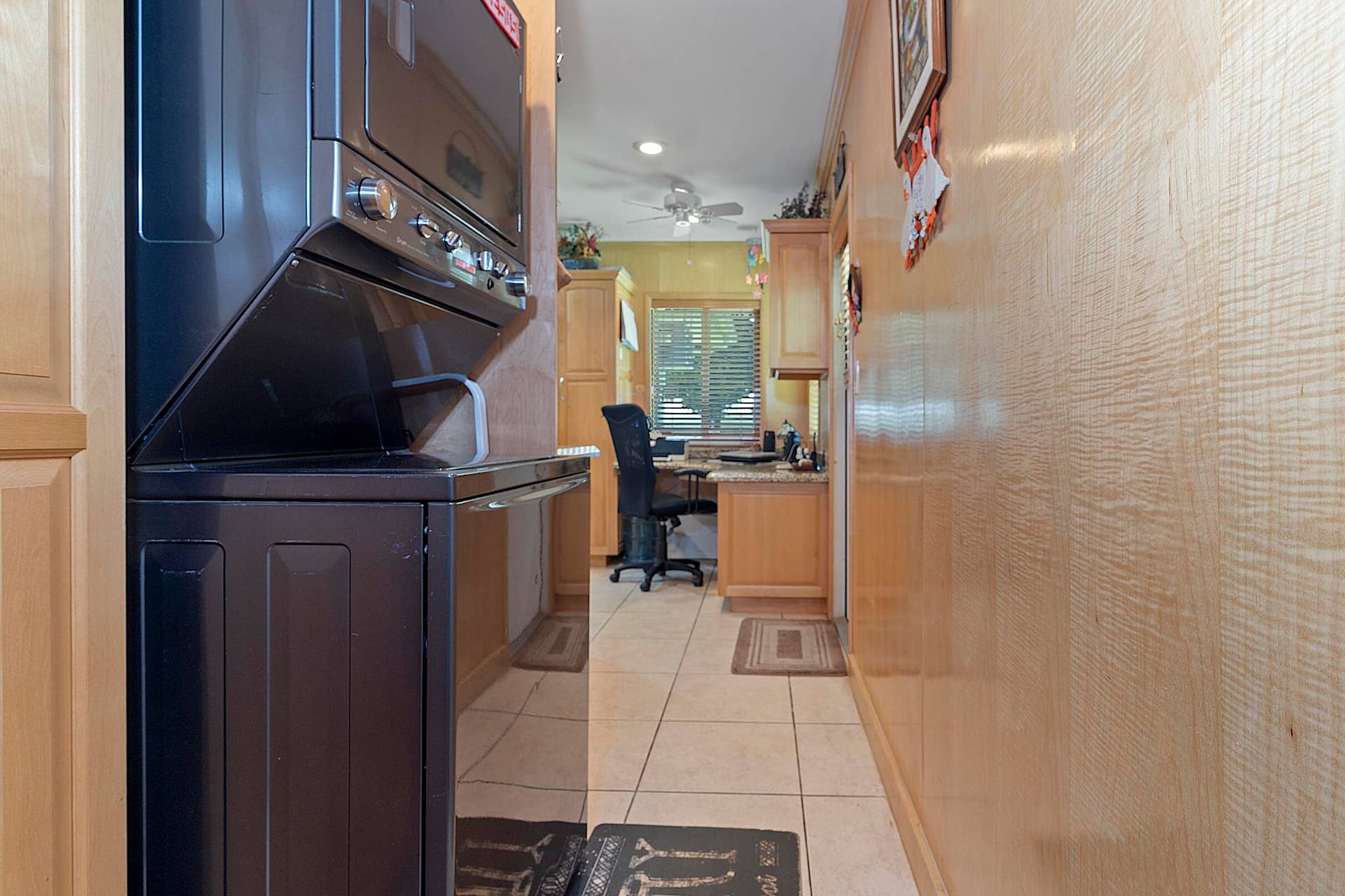 521 SW 59th Avenue, Plantation, FL 33317 521 SW 59th st - - 046