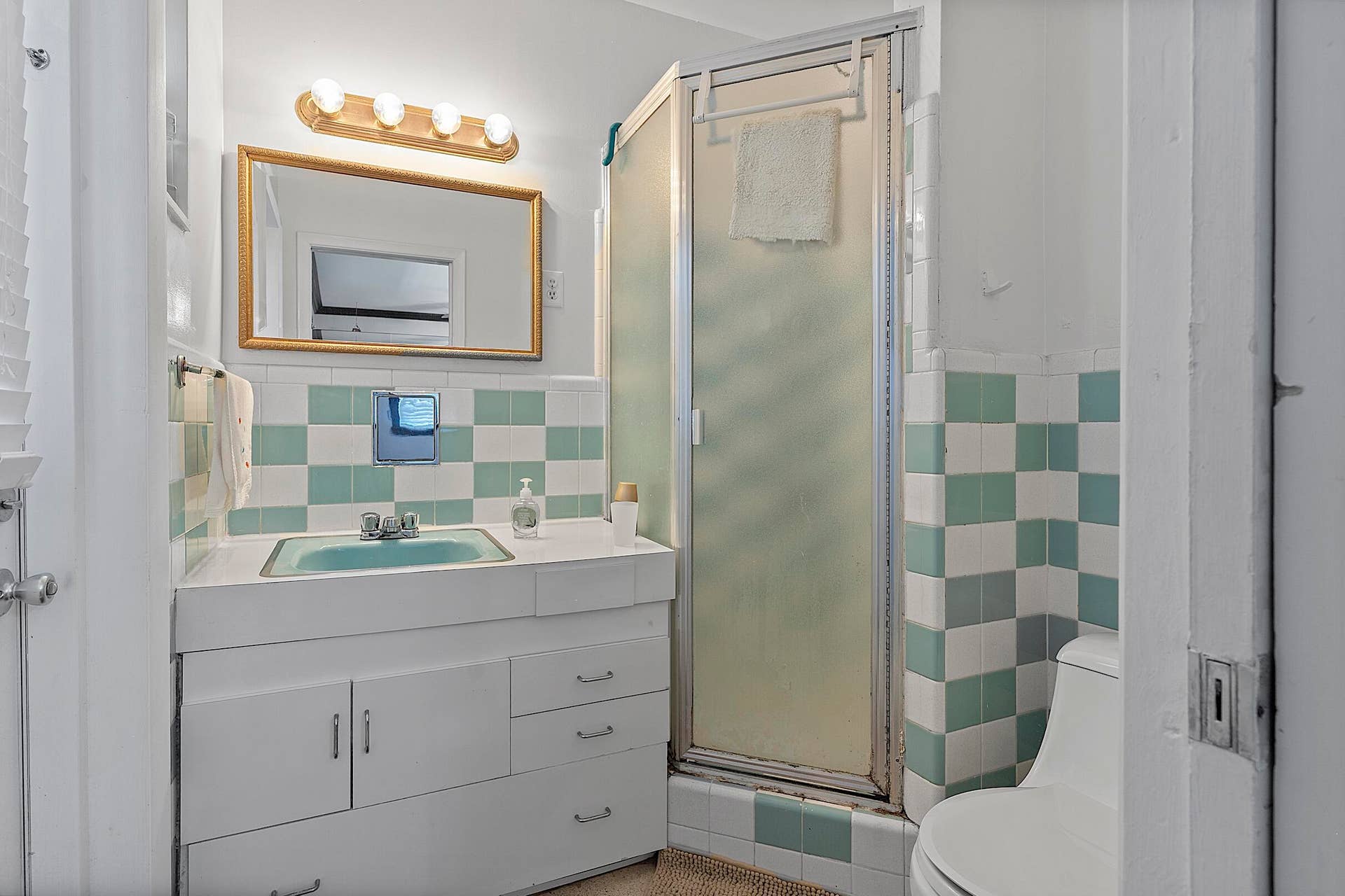 521 SW 59th Avenue, Plantation, FL 33317 521 SW 59th st - - 042