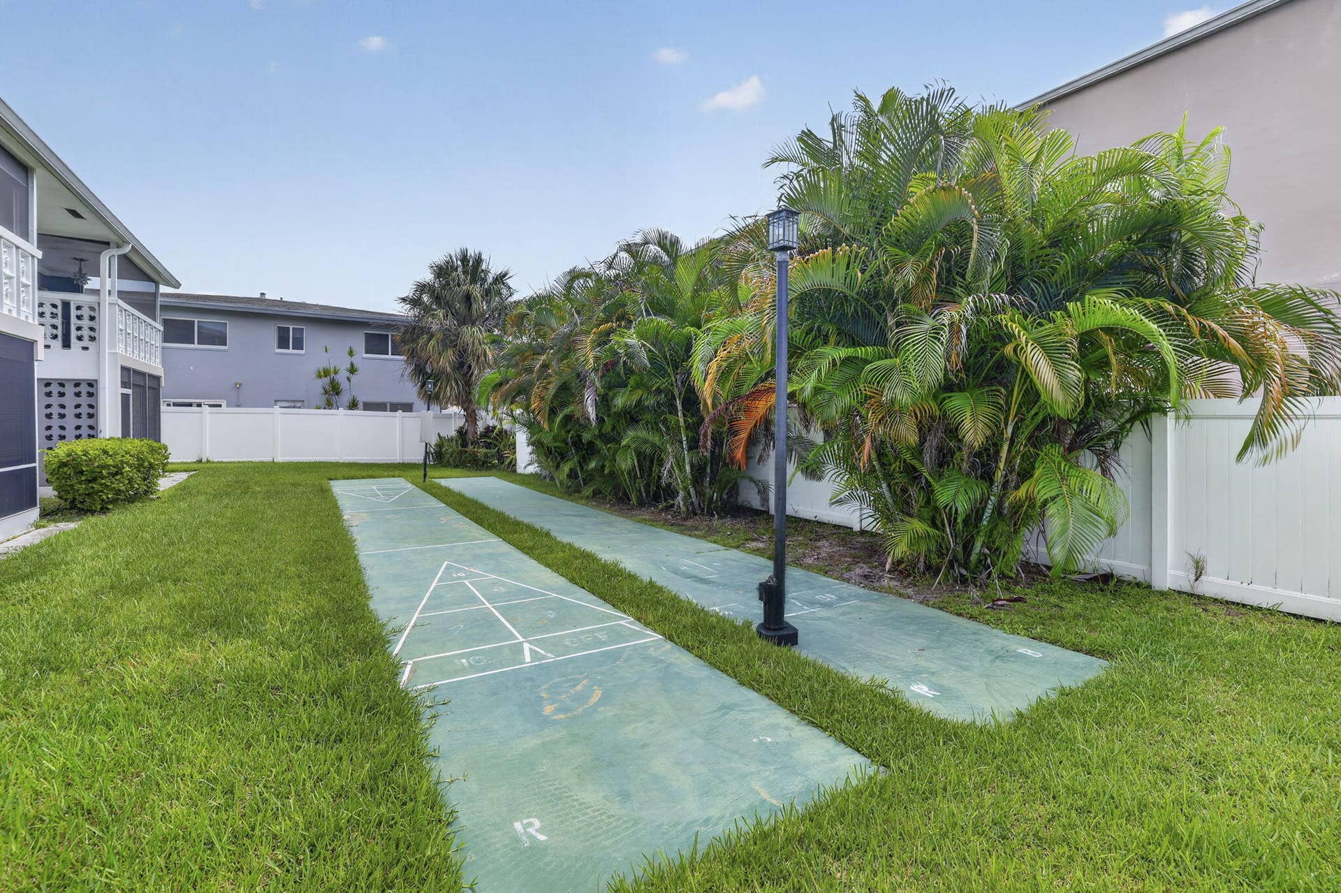 801 Pine Drive, #12, Pompano Beach, FL 33060 30-web-or-mls-8I8A0831
