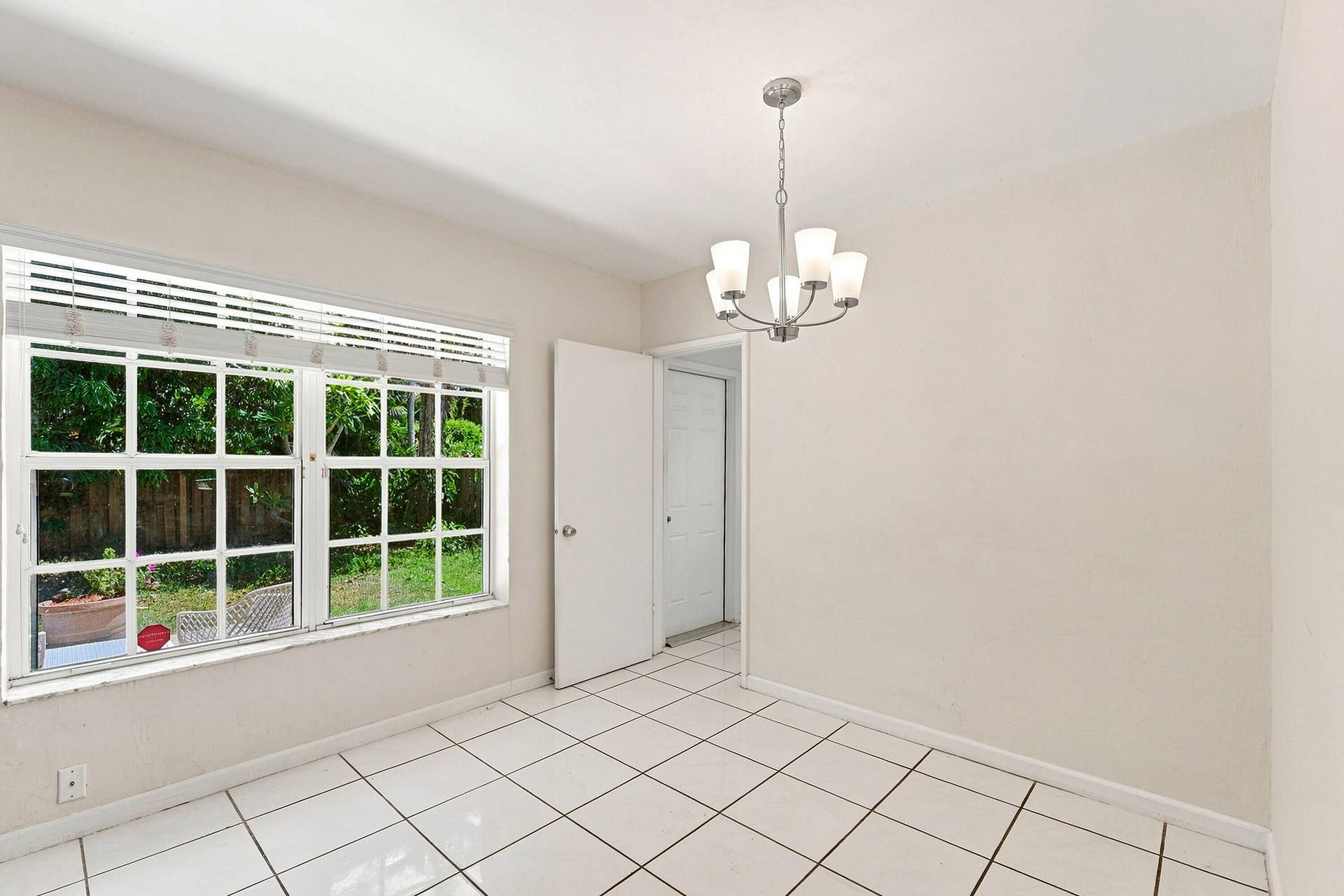 1412 NE 14th Place, Fort Lauderdale, FL 33304 18_dsc07244