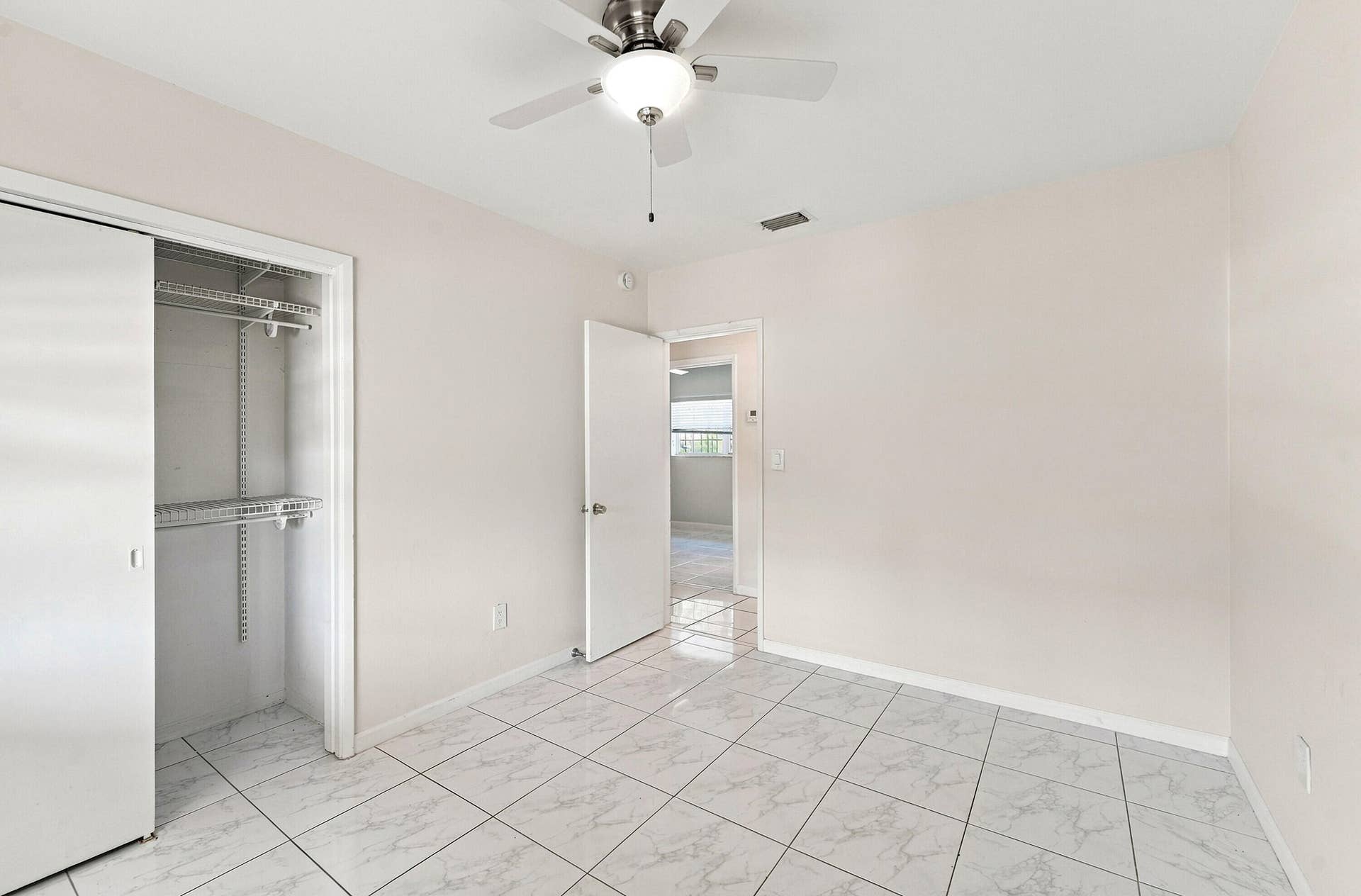 1412 NE 14th Place, Fort Lauderdale, FL 33304 16_dsc07289