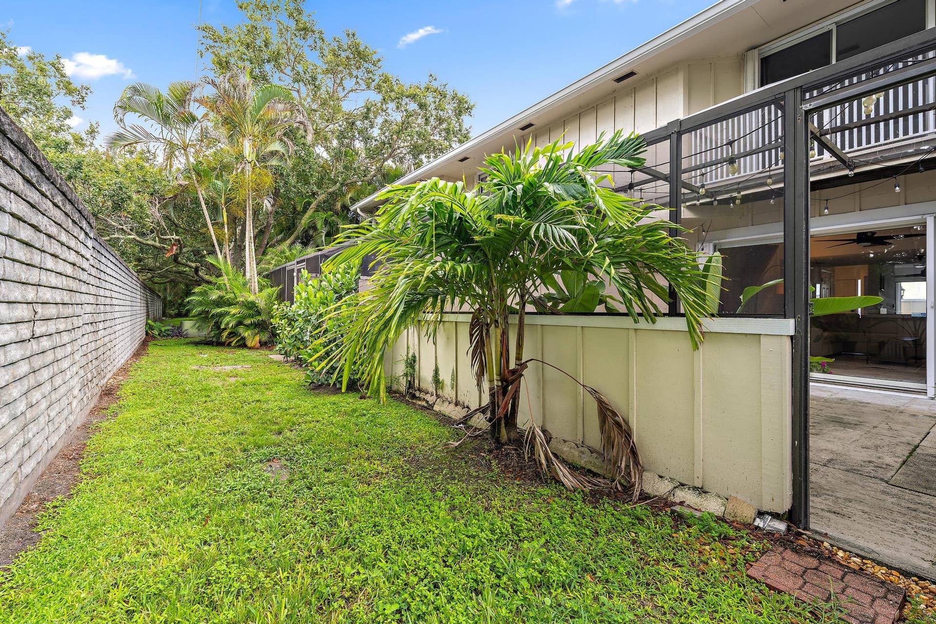 6158 Riverwalk Lane, #6, Jupiter, FL 33458 Backyard Grass Space
