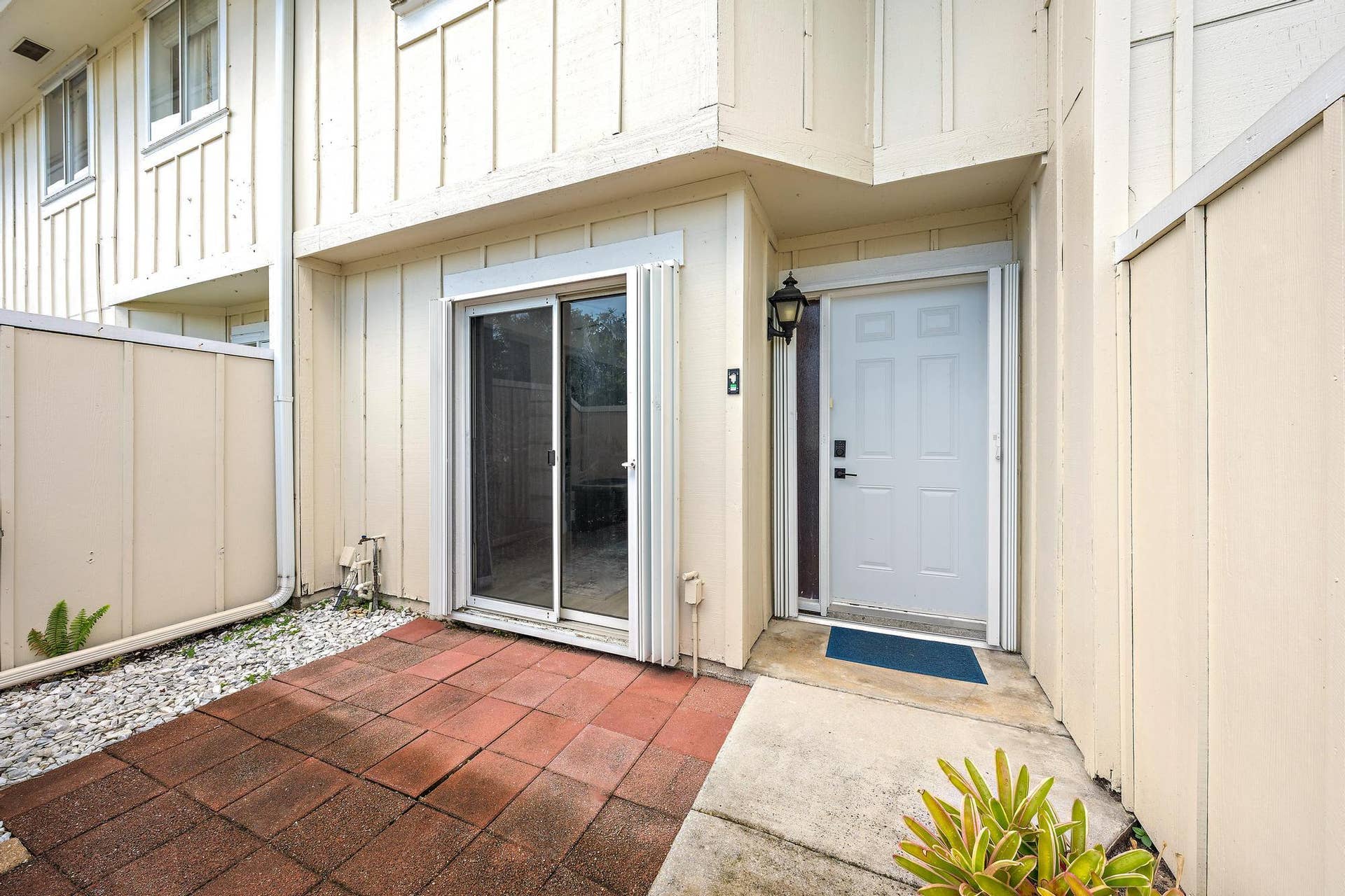 6158 Riverwalk Lane, #6, Jupiter, FL 33458 Front Patio/Entry