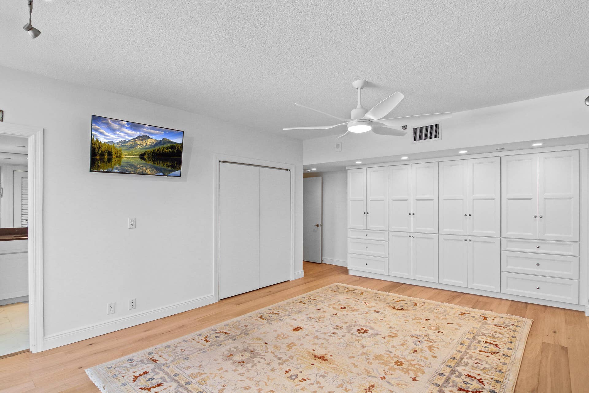 100 Lakeshore Drive, #458, North Palm Beach, FL 33408 Guest Bedroom #2 with ensuite