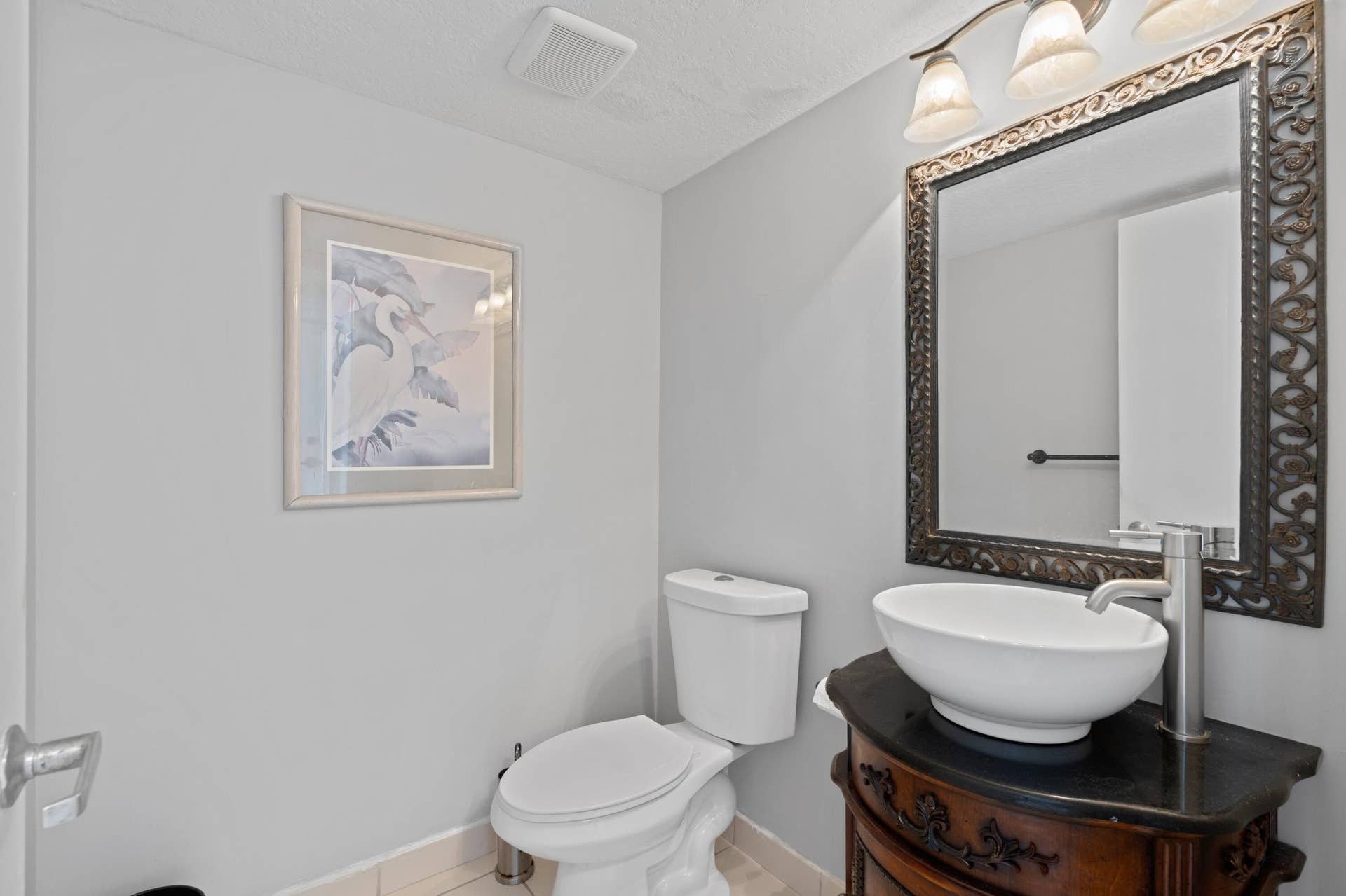 3600 S Ocean Boulevard, #203, South Palm Beach, FL 33480 Powder Room