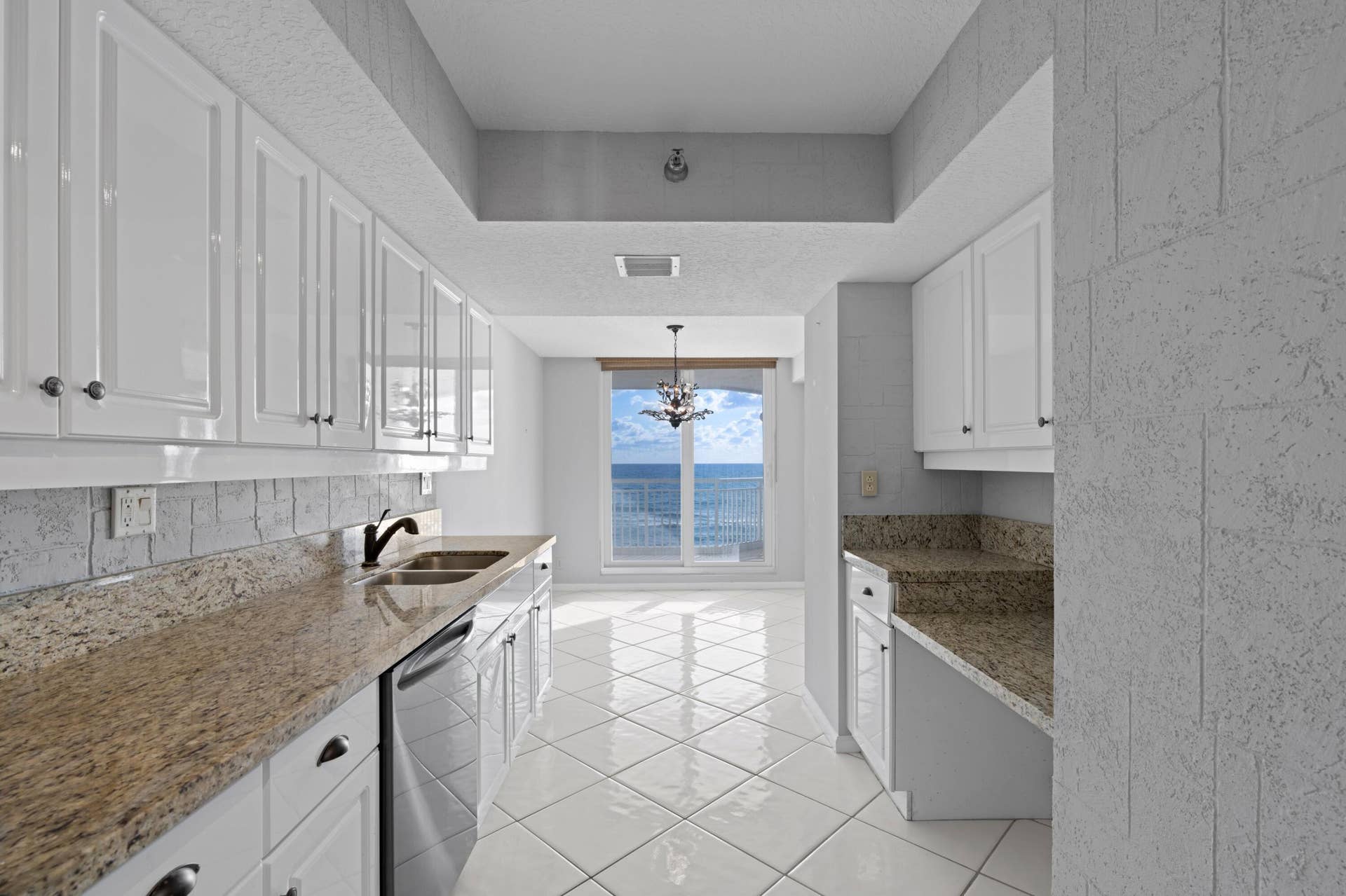 3600 S Ocean Boulevard, #203, South Palm Beach, FL 33480 Kitchen
