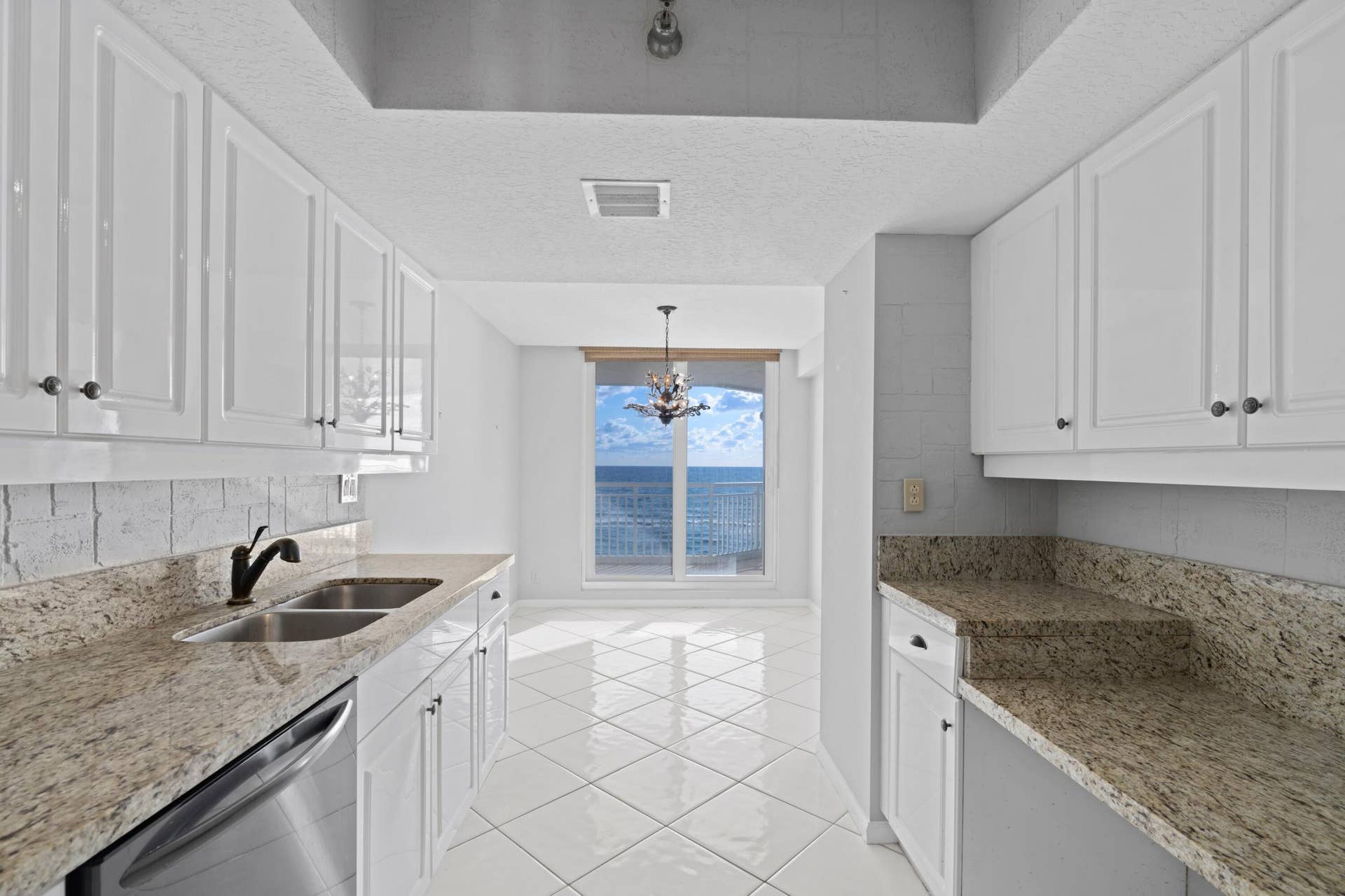 3600 S Ocean Boulevard, #203, South Palm Beach, FL 33480 Kitchen