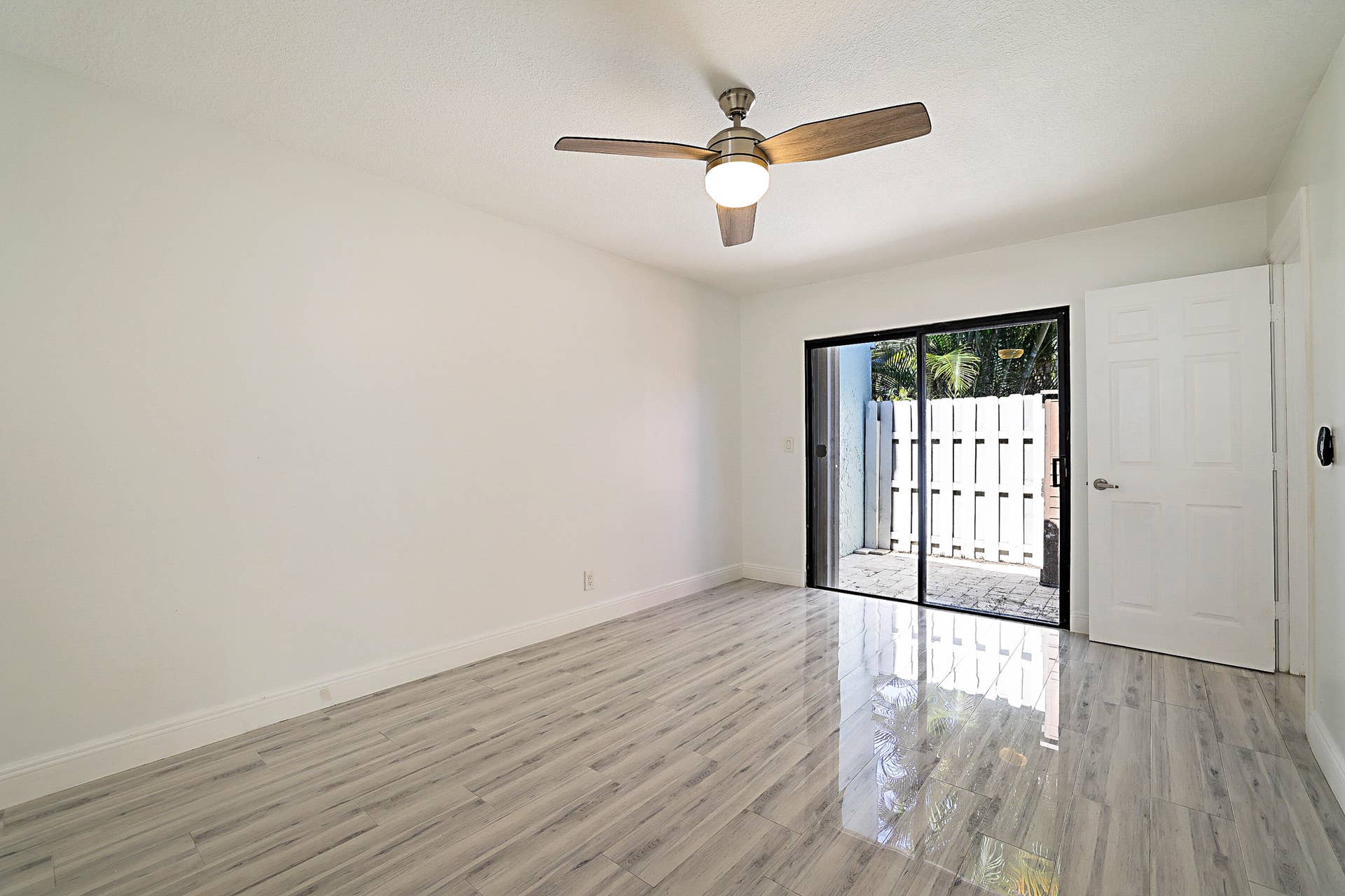 22354 Pineapple Walk Drive, Boca Raton, FL 33433 1000045141